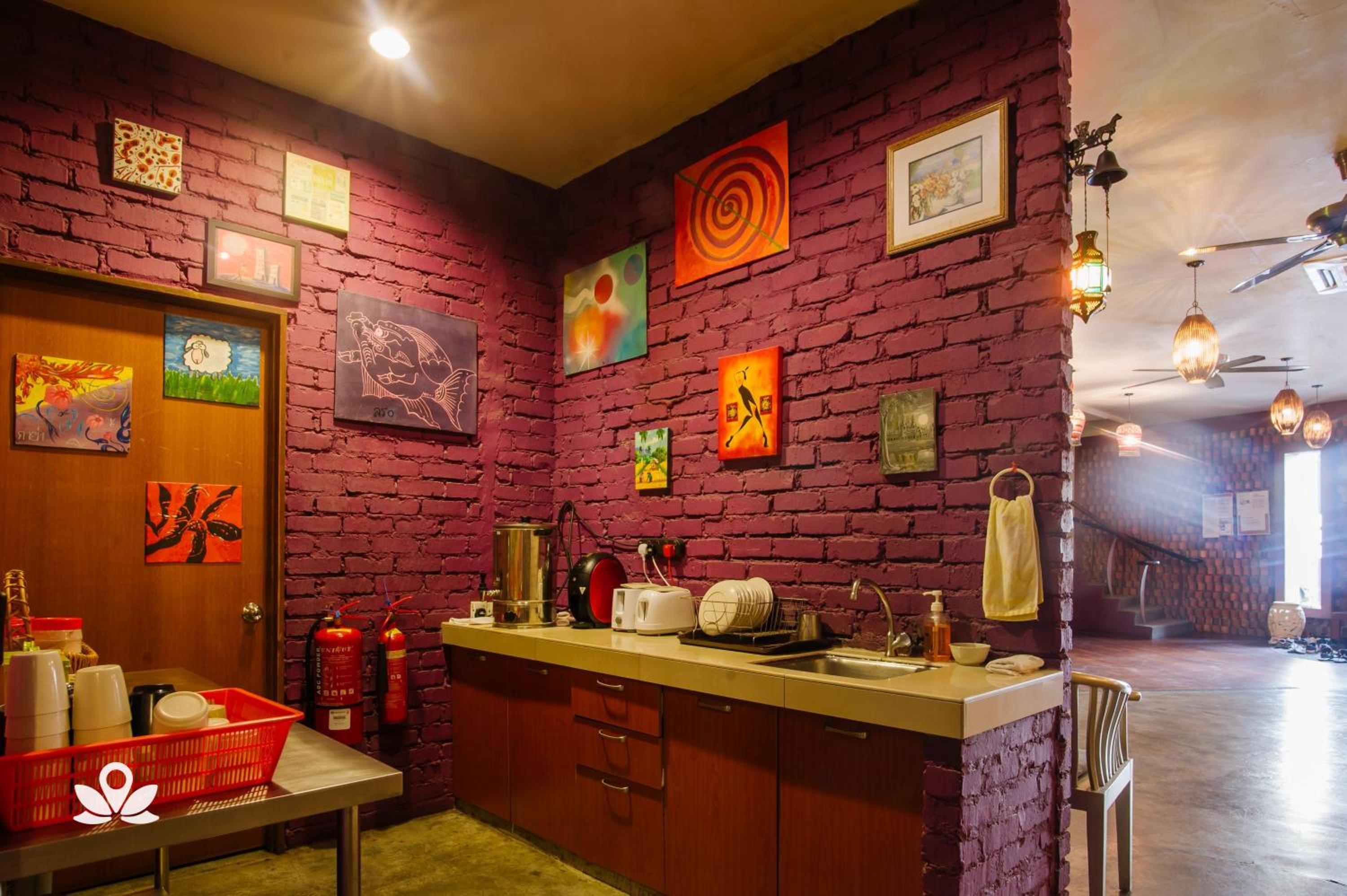 The Explorers Guesthouse and Hostel