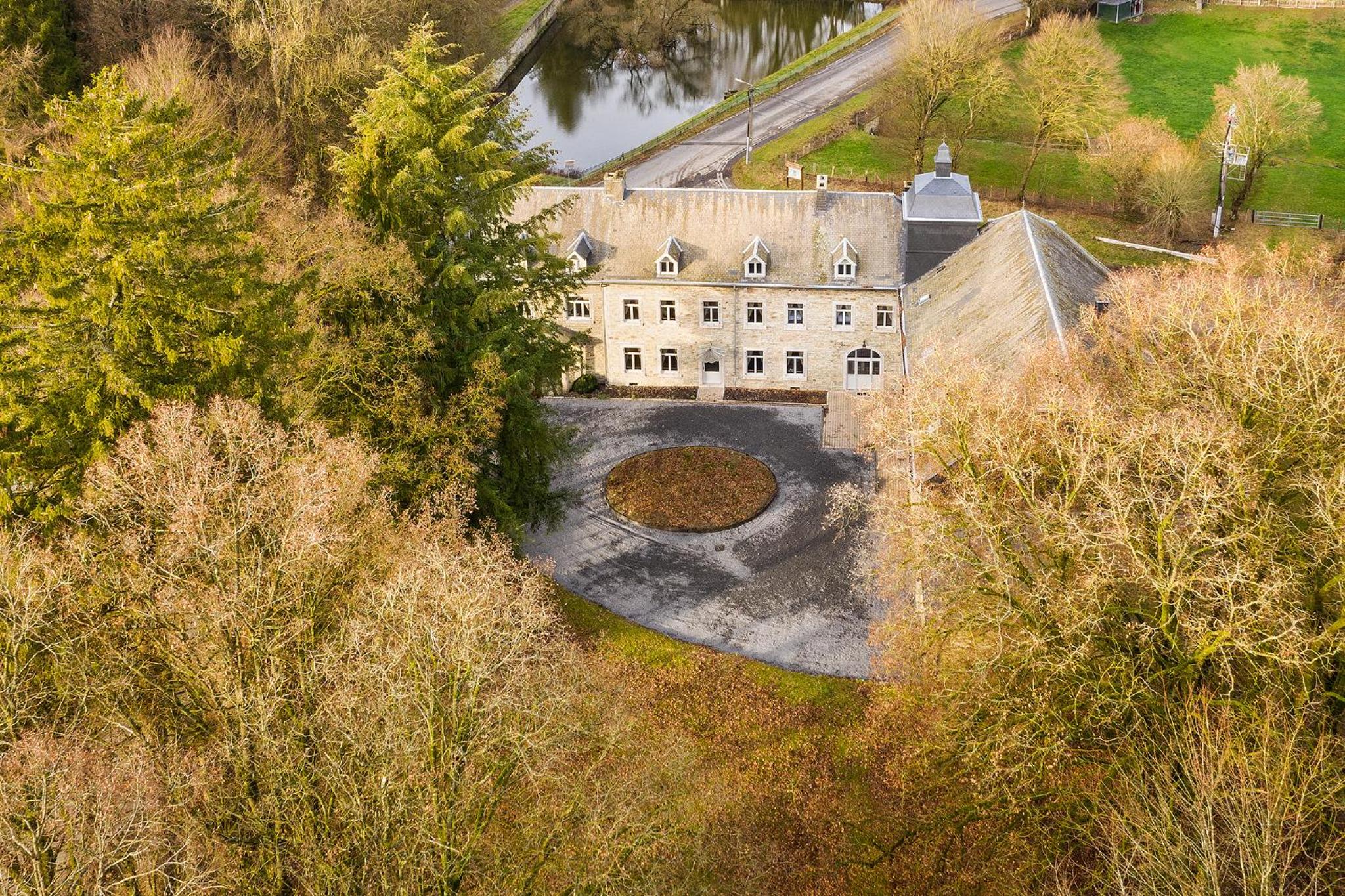 Château-ferme des Abys