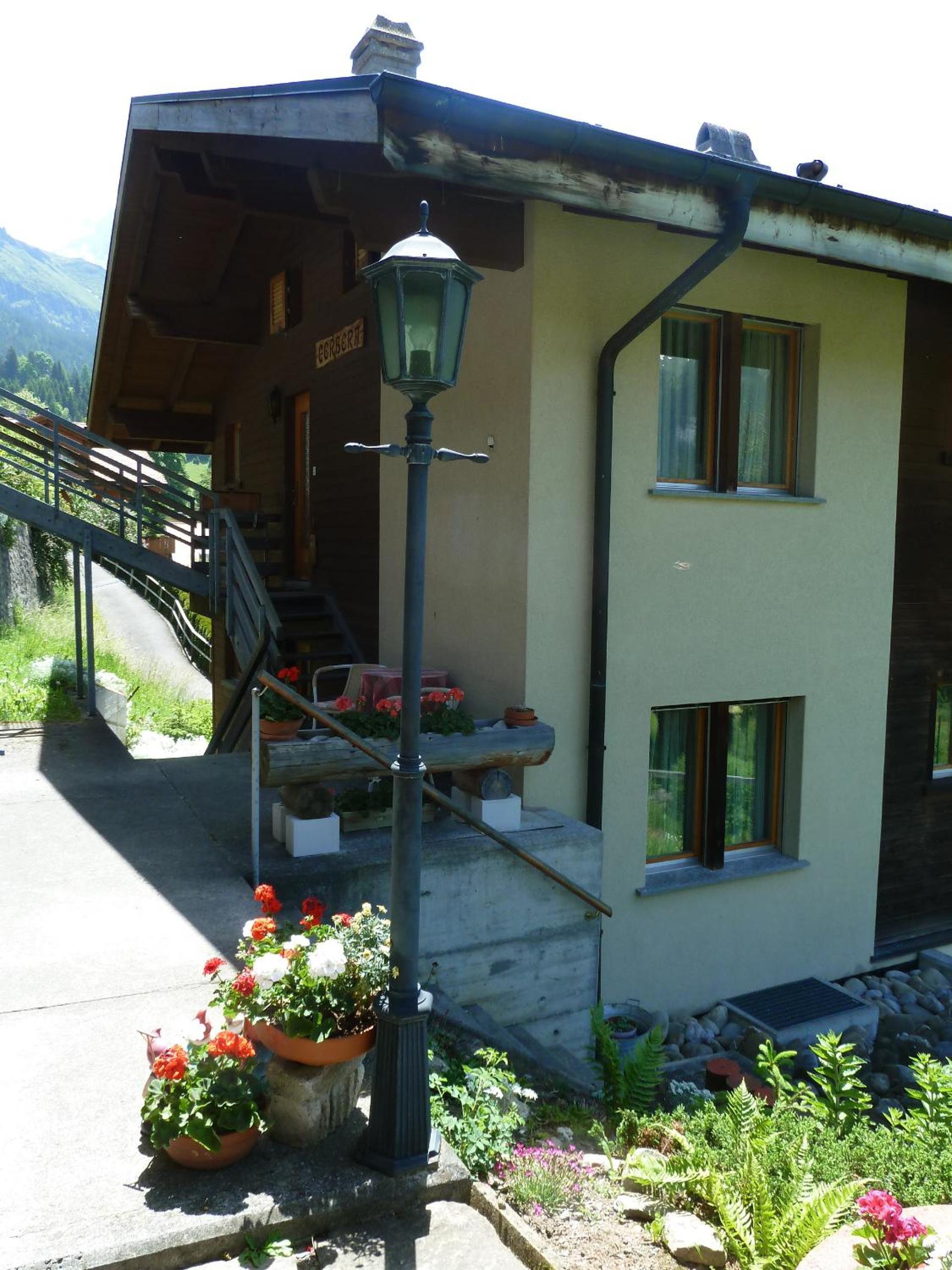 Photo 43