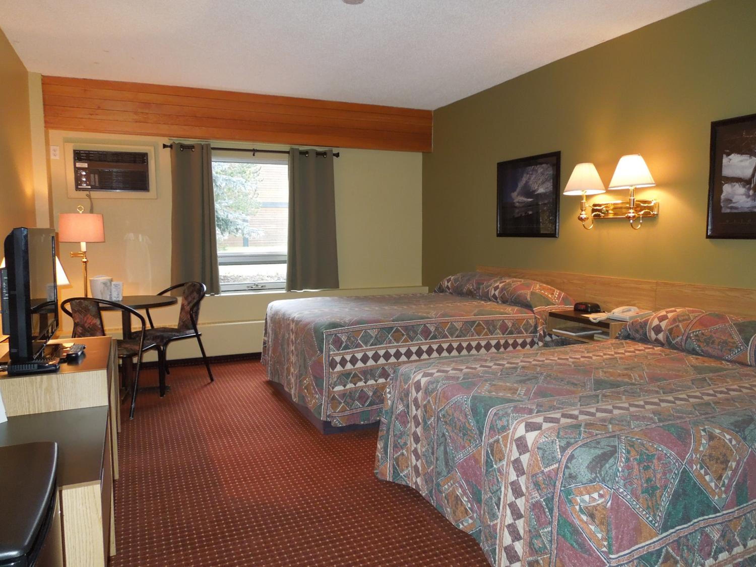 Walking Eagle Inn & Lodge