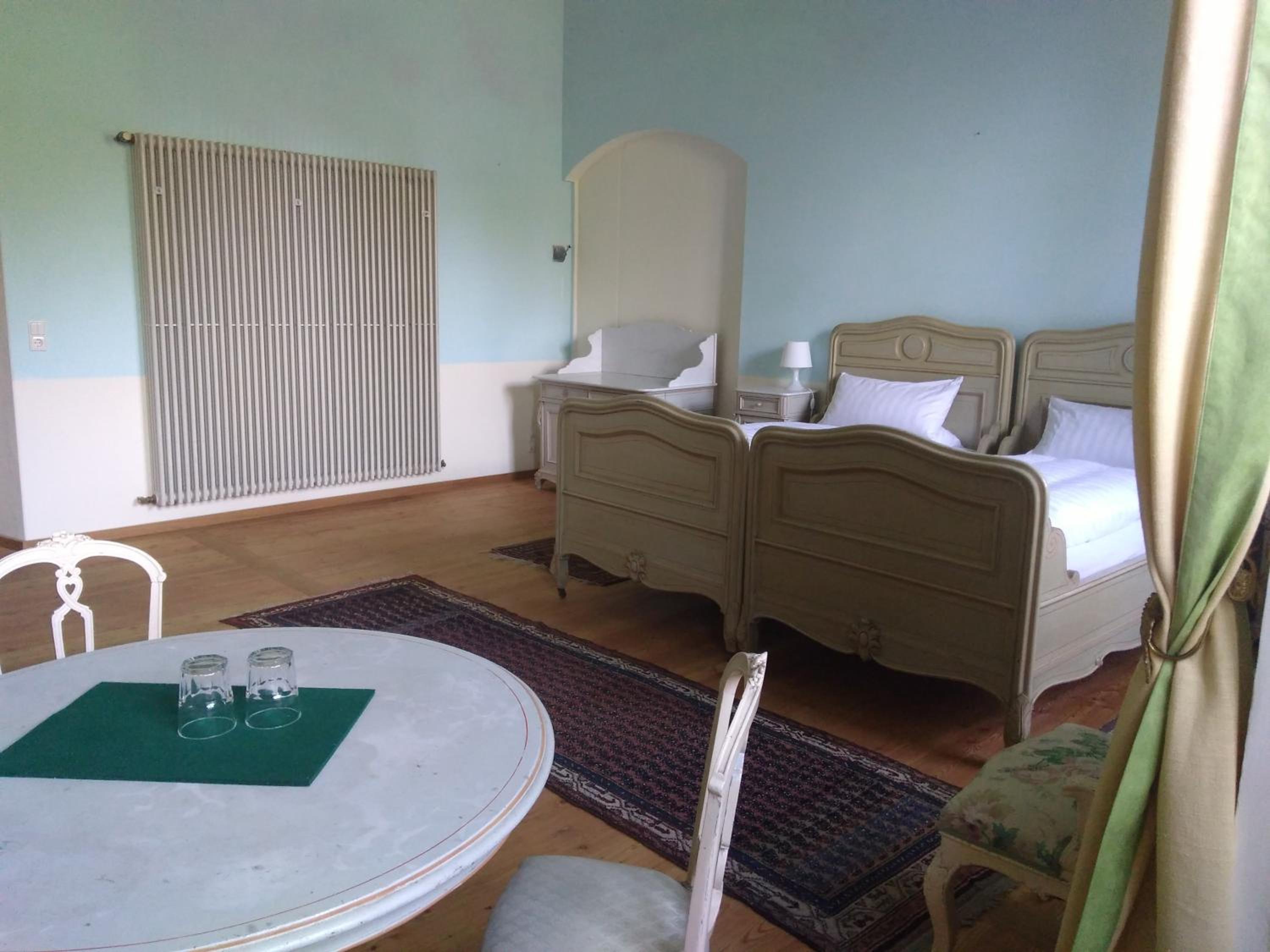 Ferienzimmer im Schloss Burgpreppach view 4