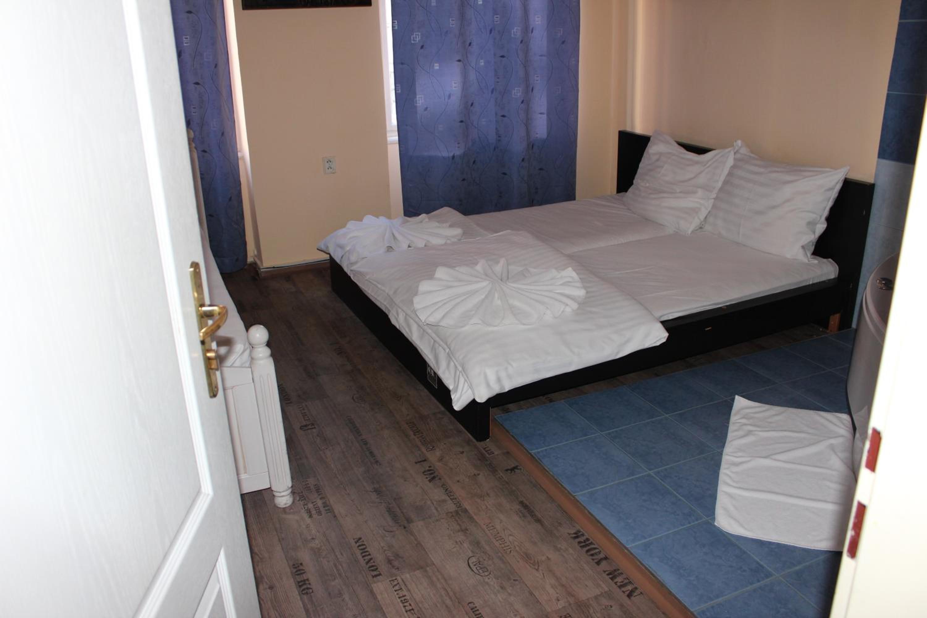 Hotel Praha Club bed & breakfast