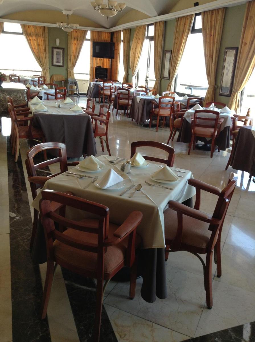 restaurant