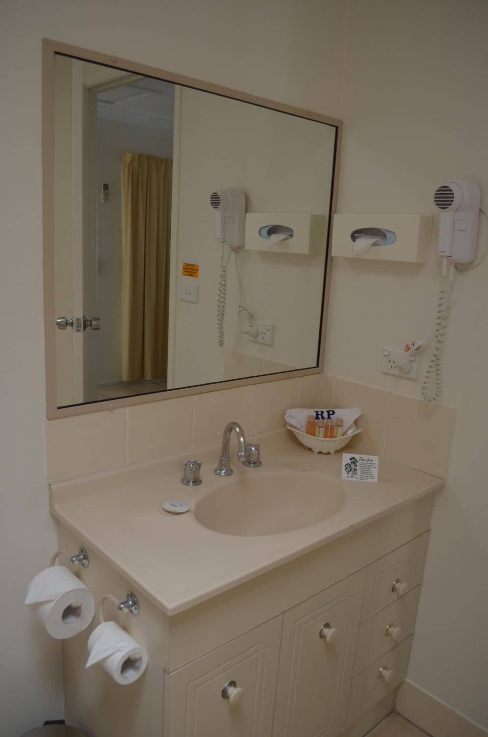 Rockhampton Palms Motor Inn