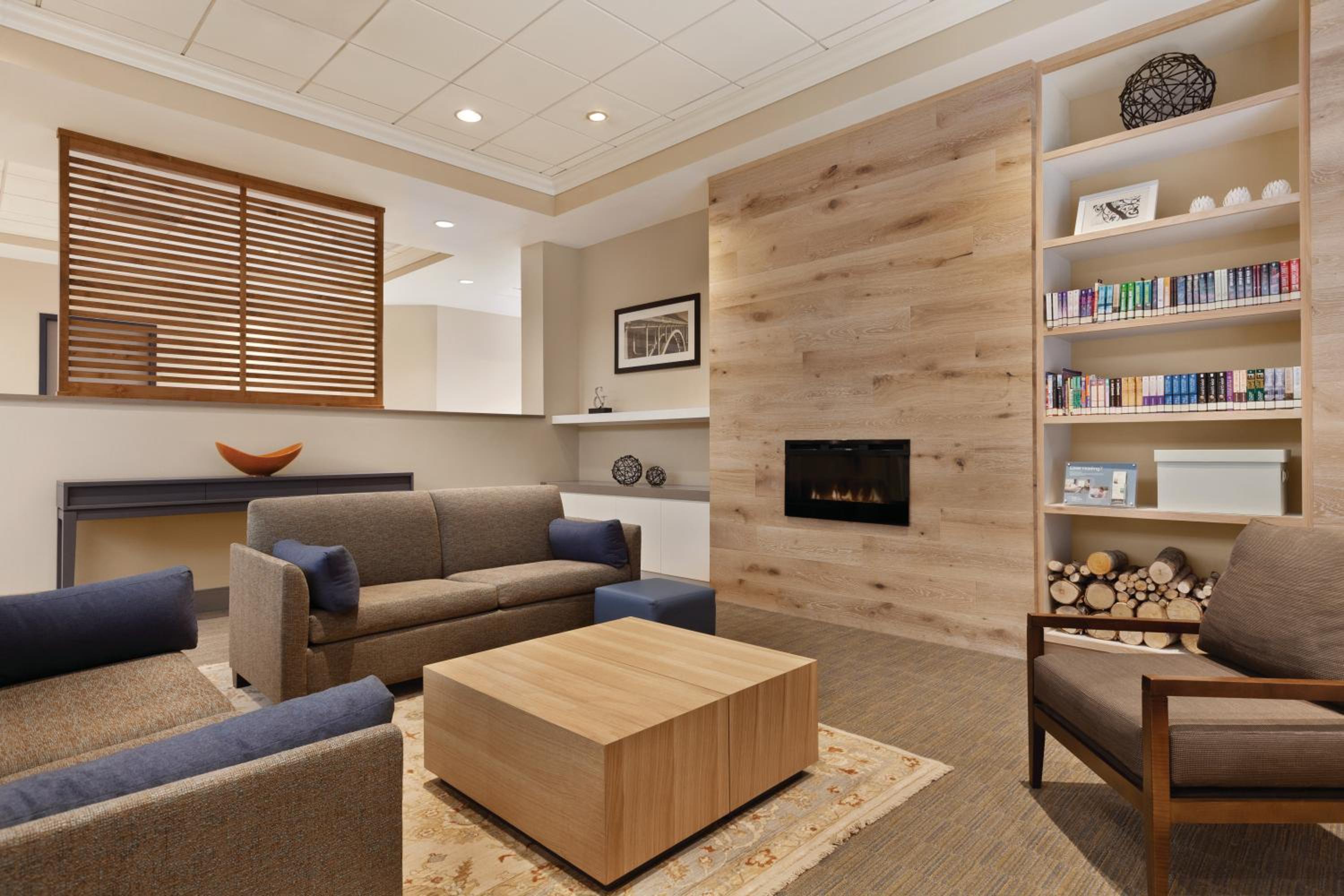 Seattle Vacations - Country Inn  Suites by Radisson, Seattle-Bothell, WA - Property Image 3