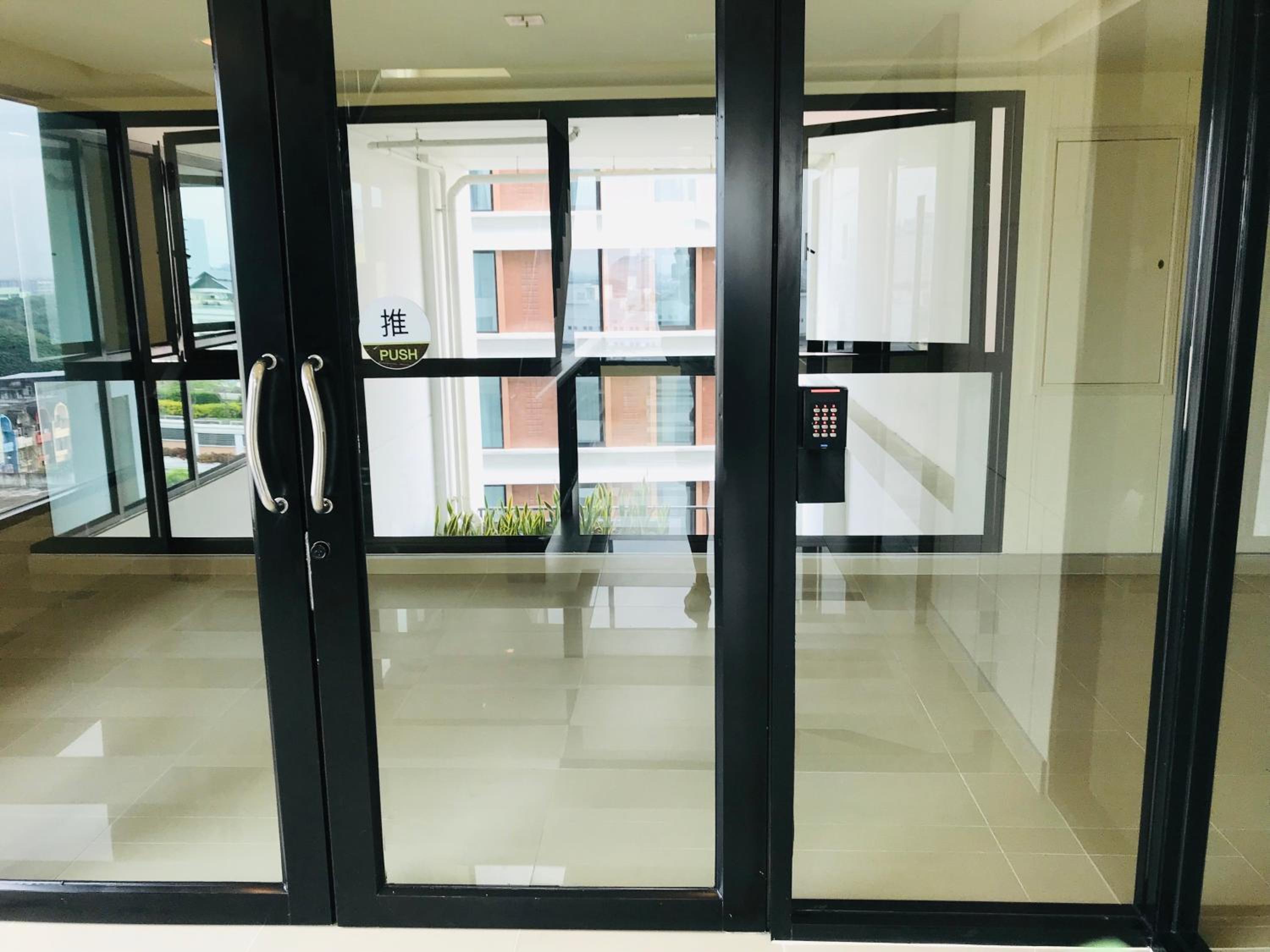 Astra Suites Central