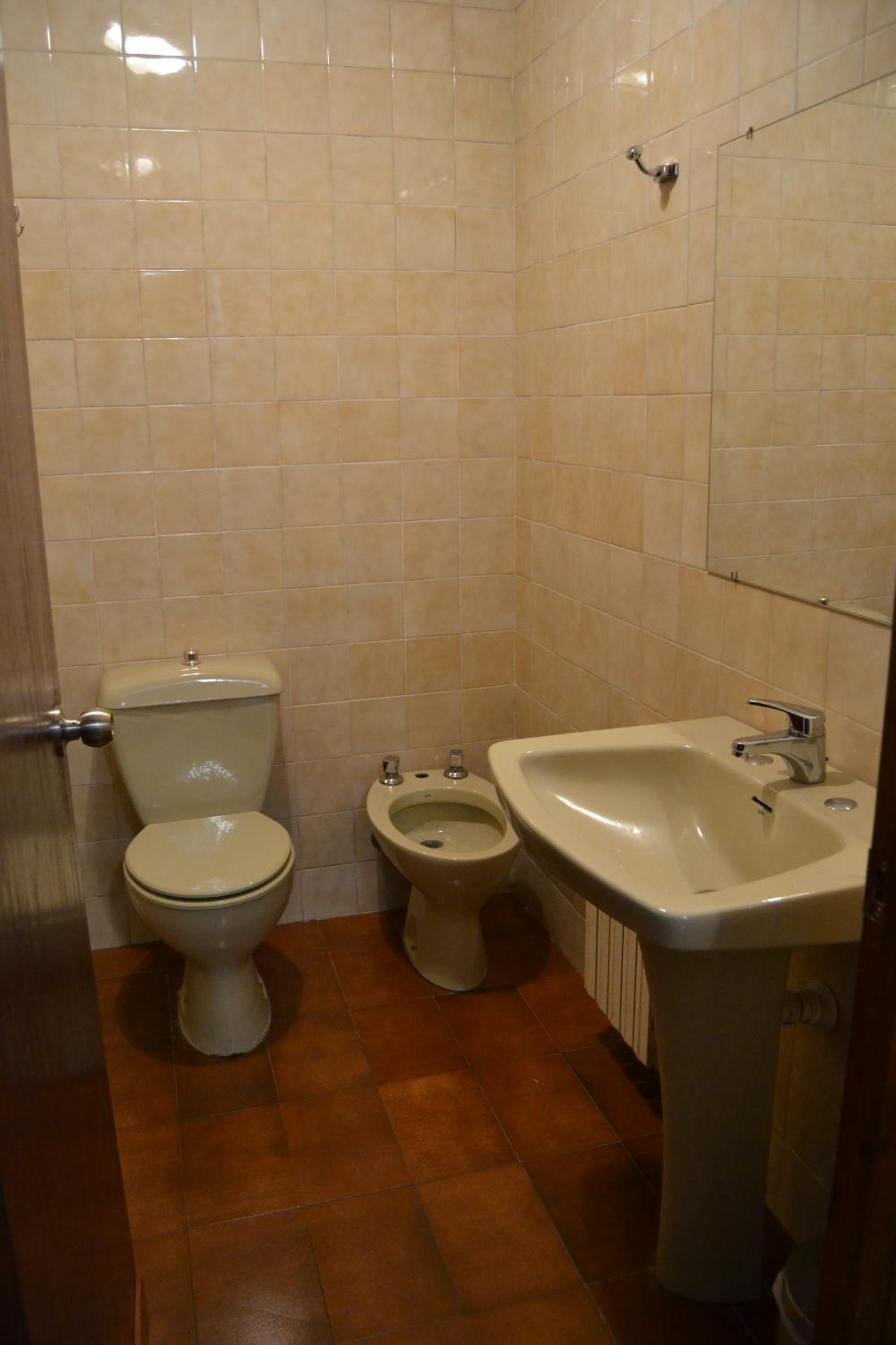 Tres Puentes Anguiano Apartamentos y Hostal