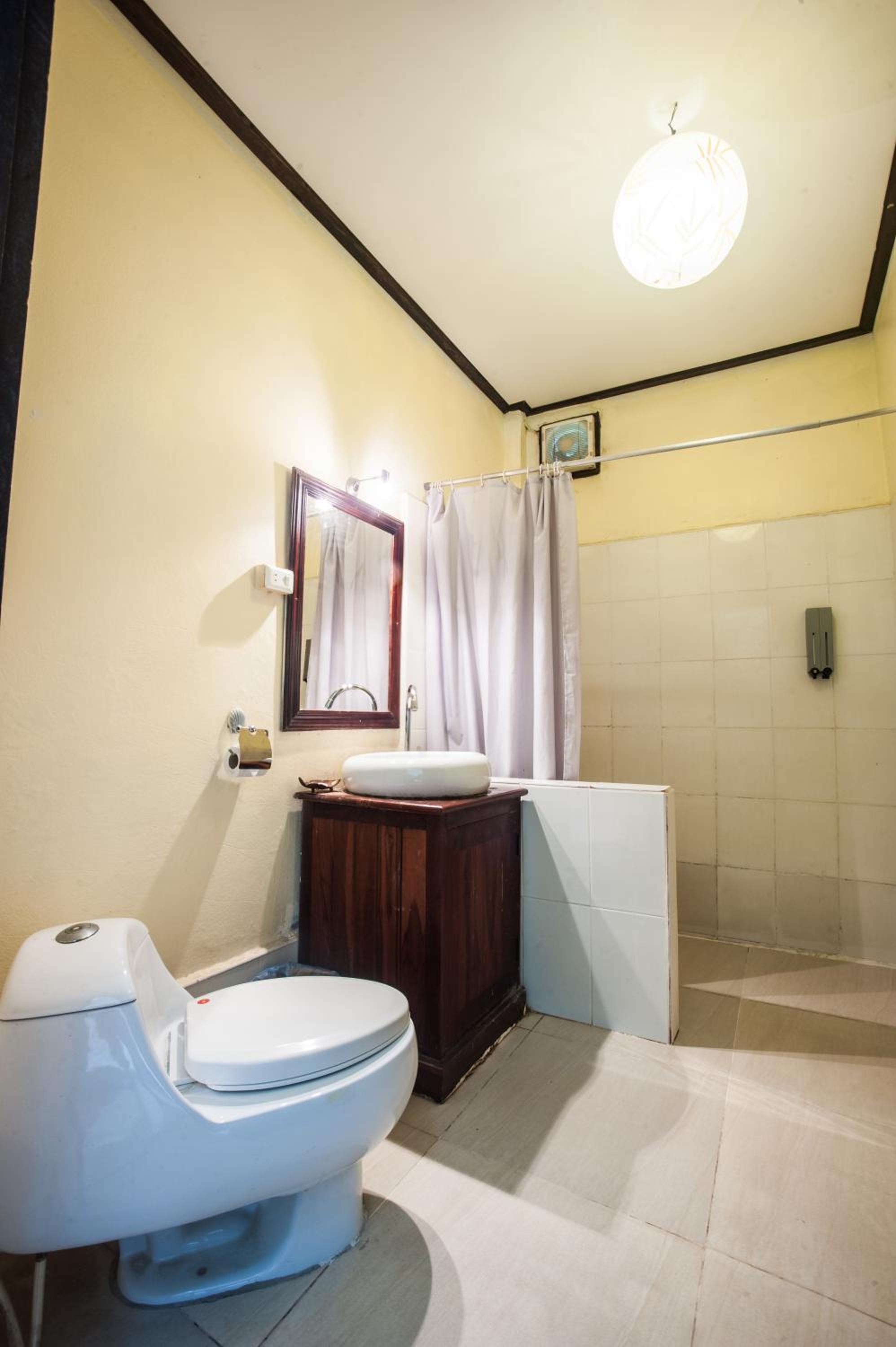 Luang Prabang chanon hotel