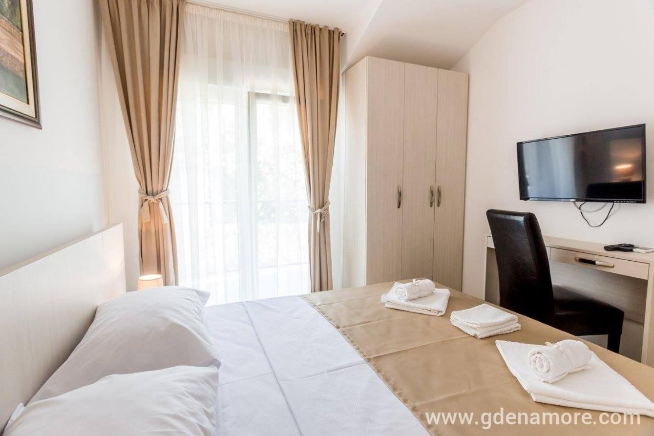 Apartments Belani