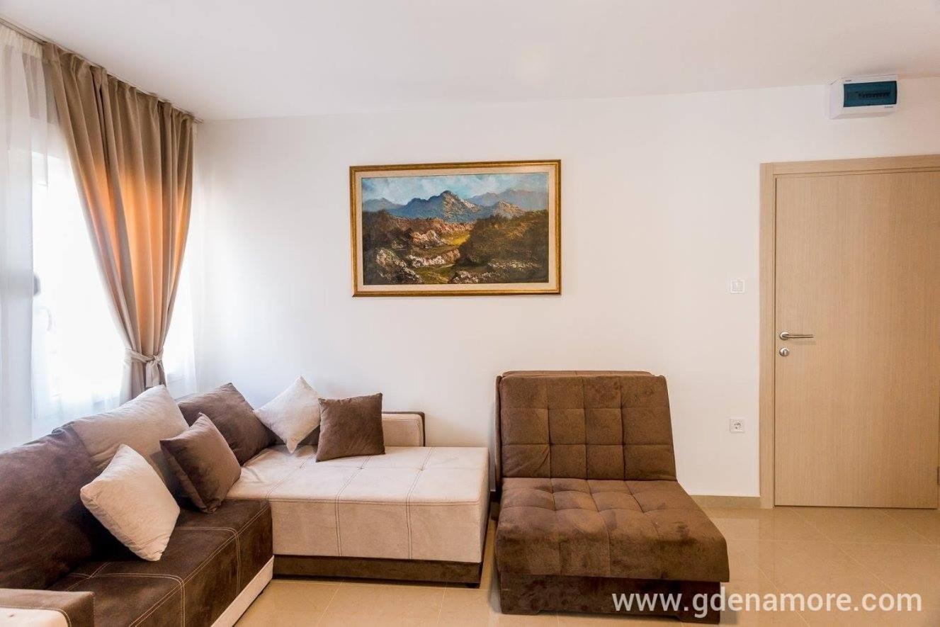 Apartments Belani