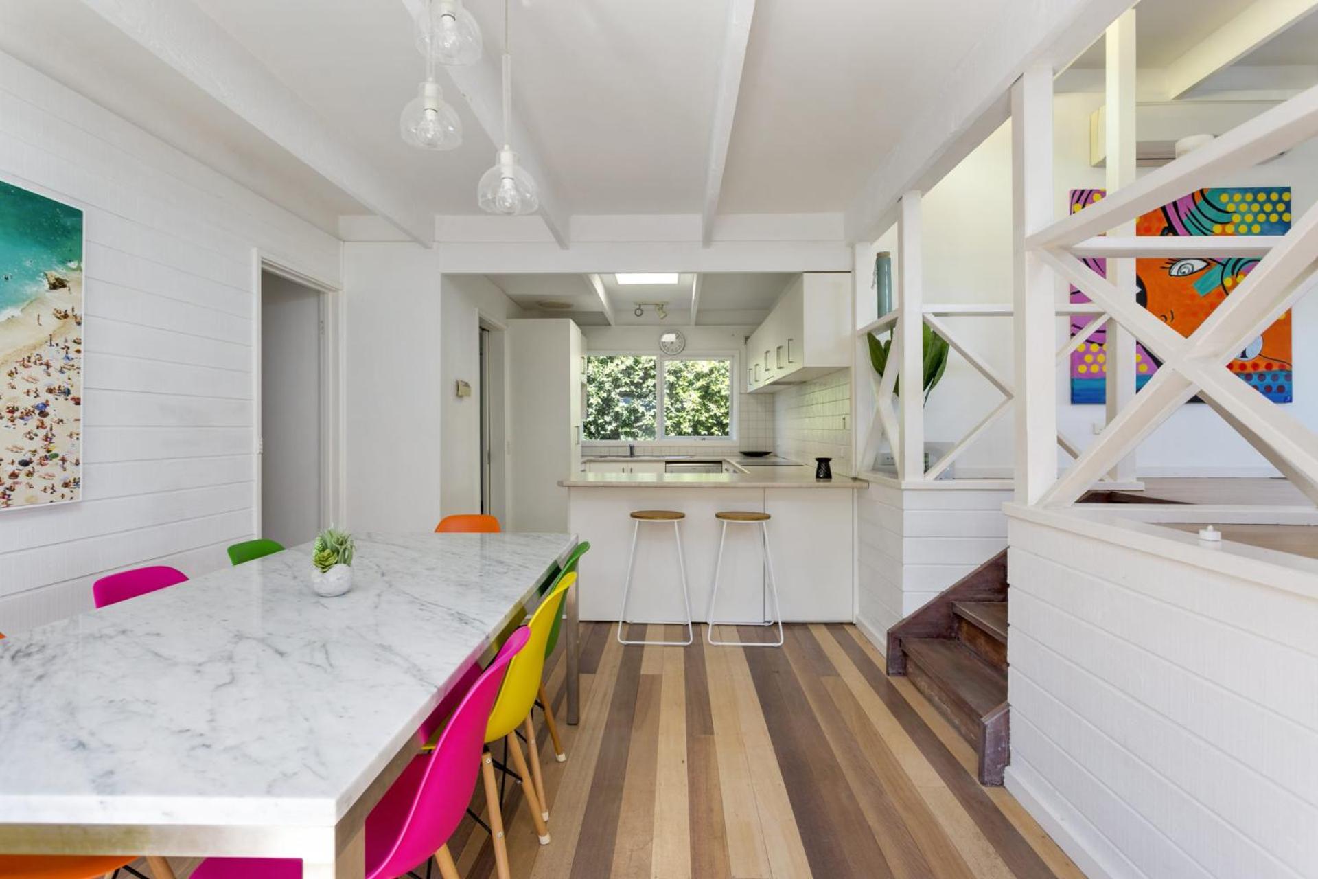 At Agnes Ave: coastal views