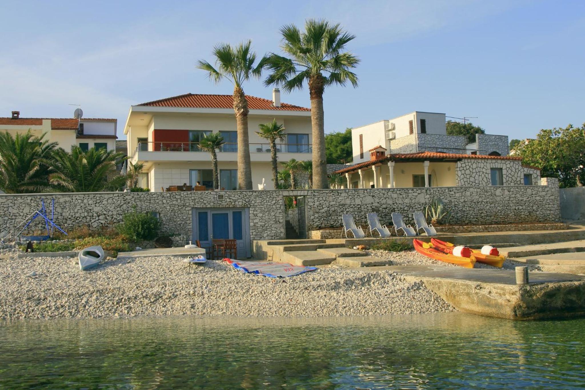 Villa Mirjana - exclusive beachfront 6 bedroom villa with pool view 3