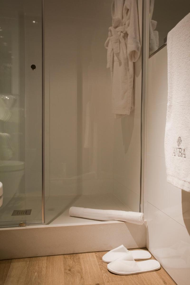 Anba Boutique