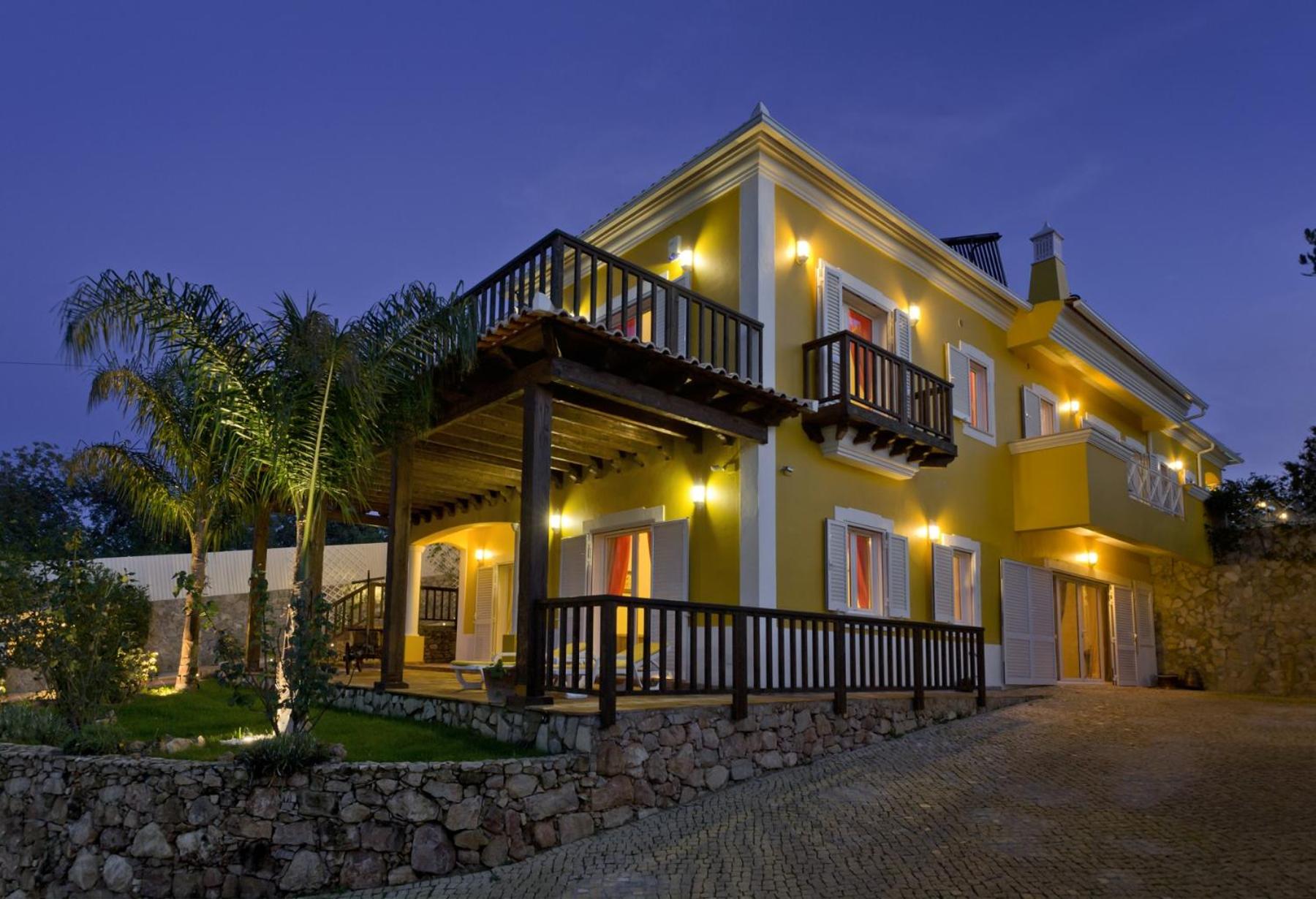 Hotel Villa Amarela - Image 1