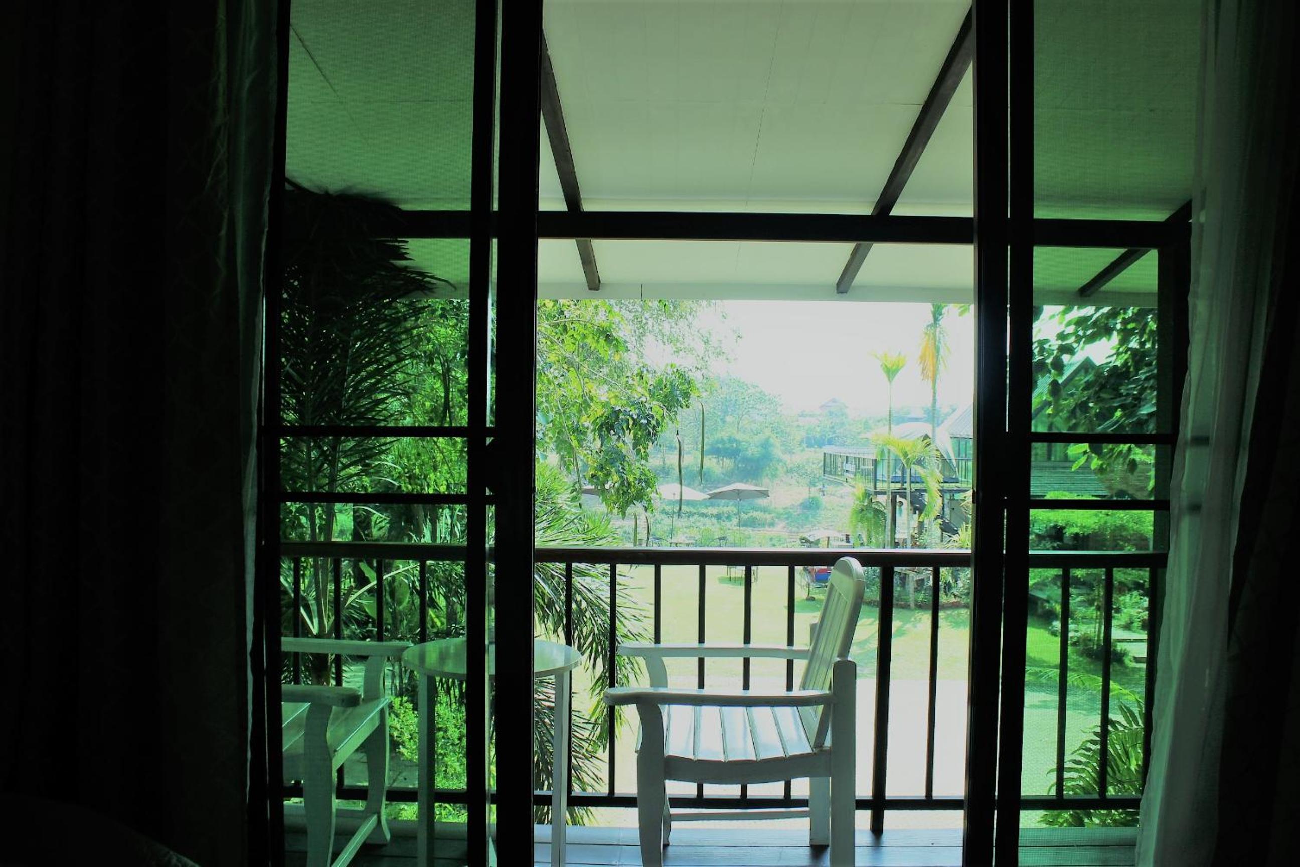 Nan Rim Nam Resort
