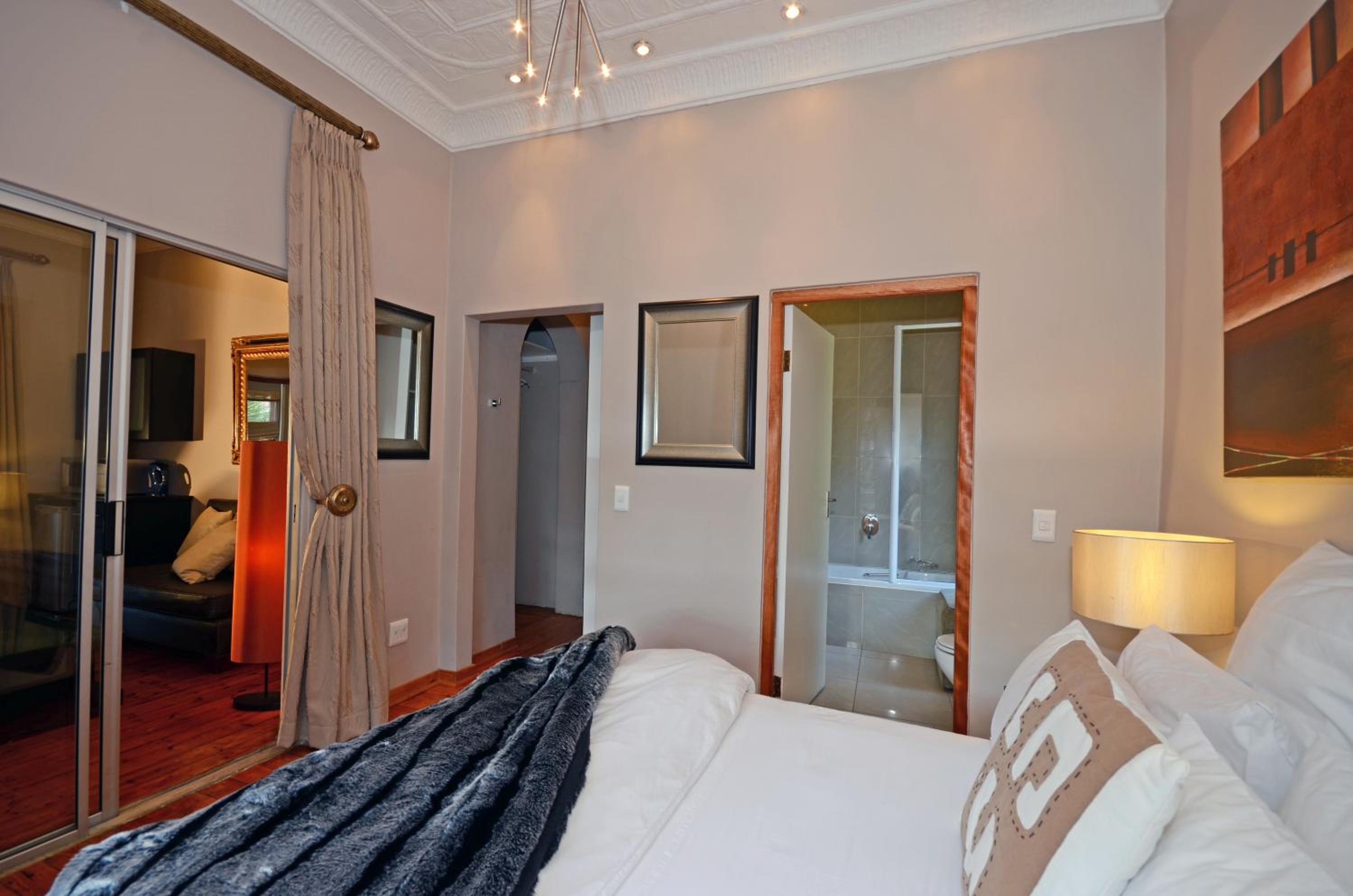 Saffron Guest House