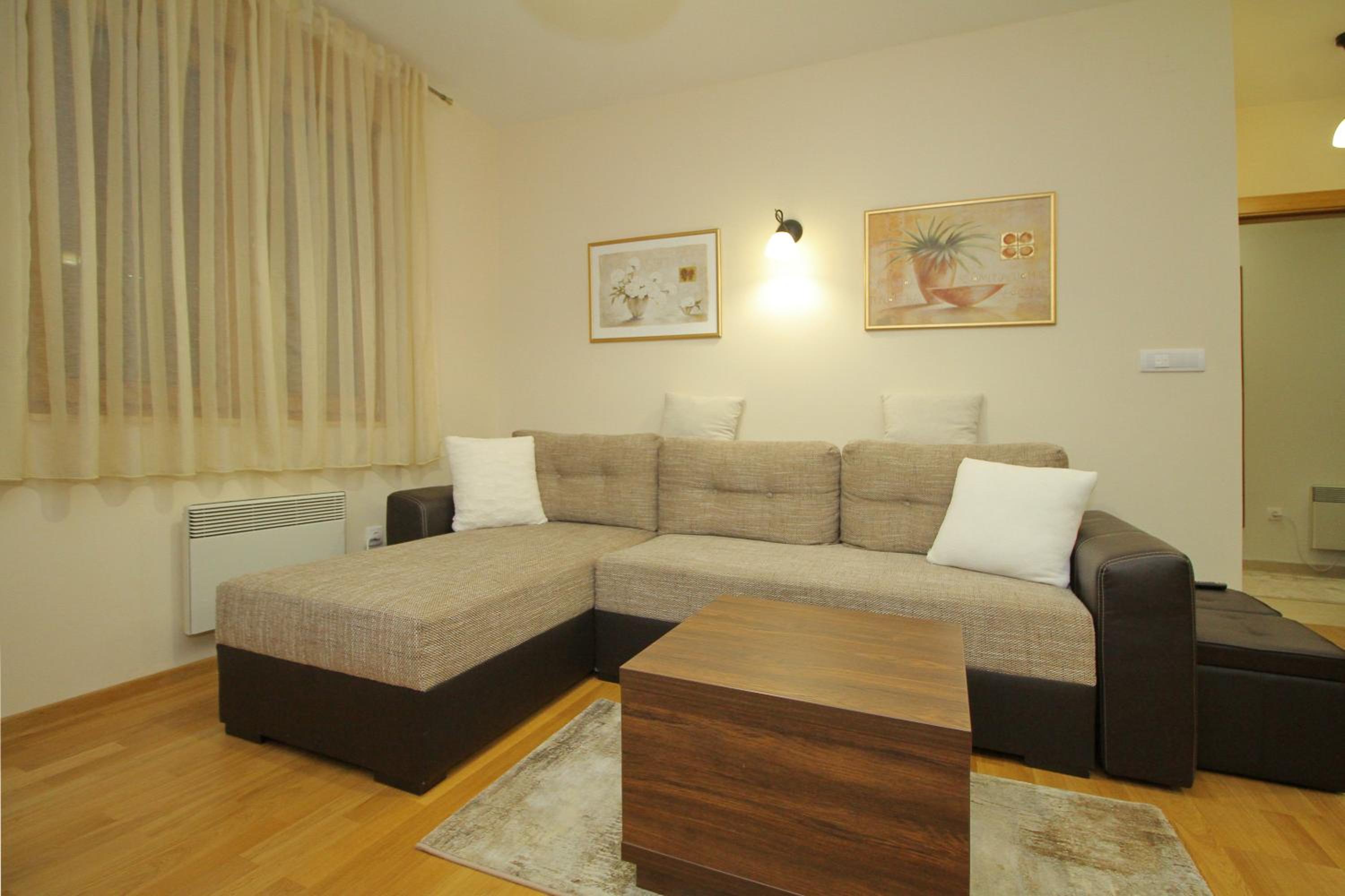 Apartman Nera view 2
