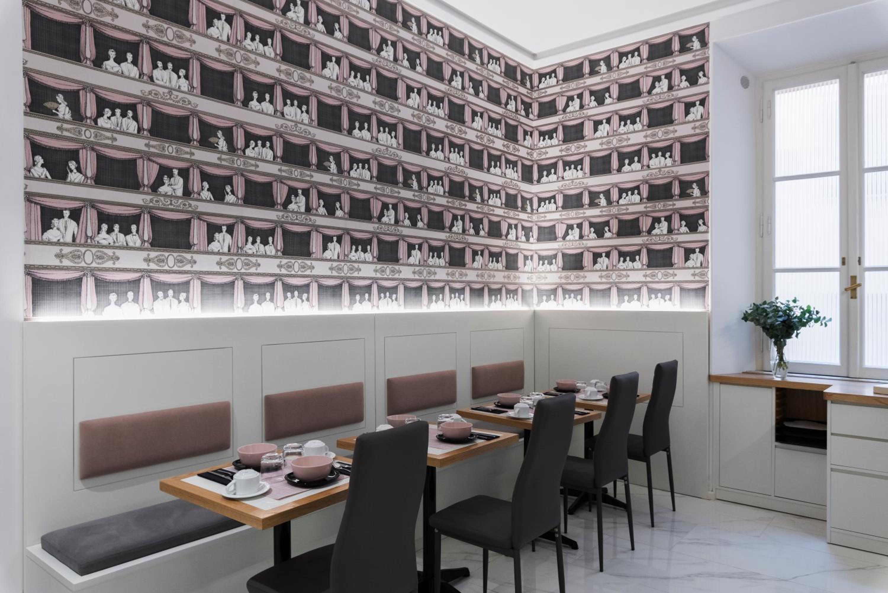 Cavour Suites Guest House
