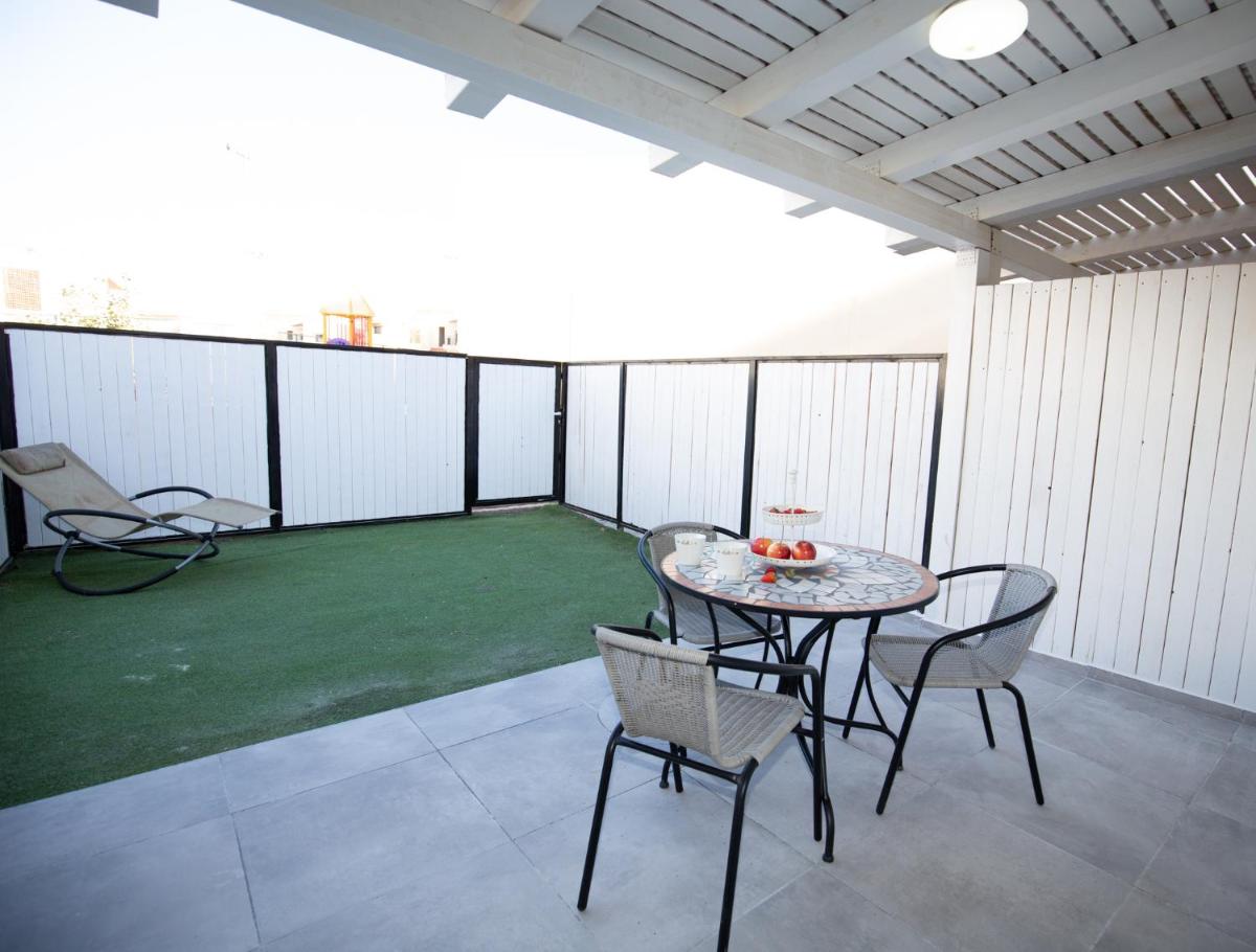 outdoor BBQ area