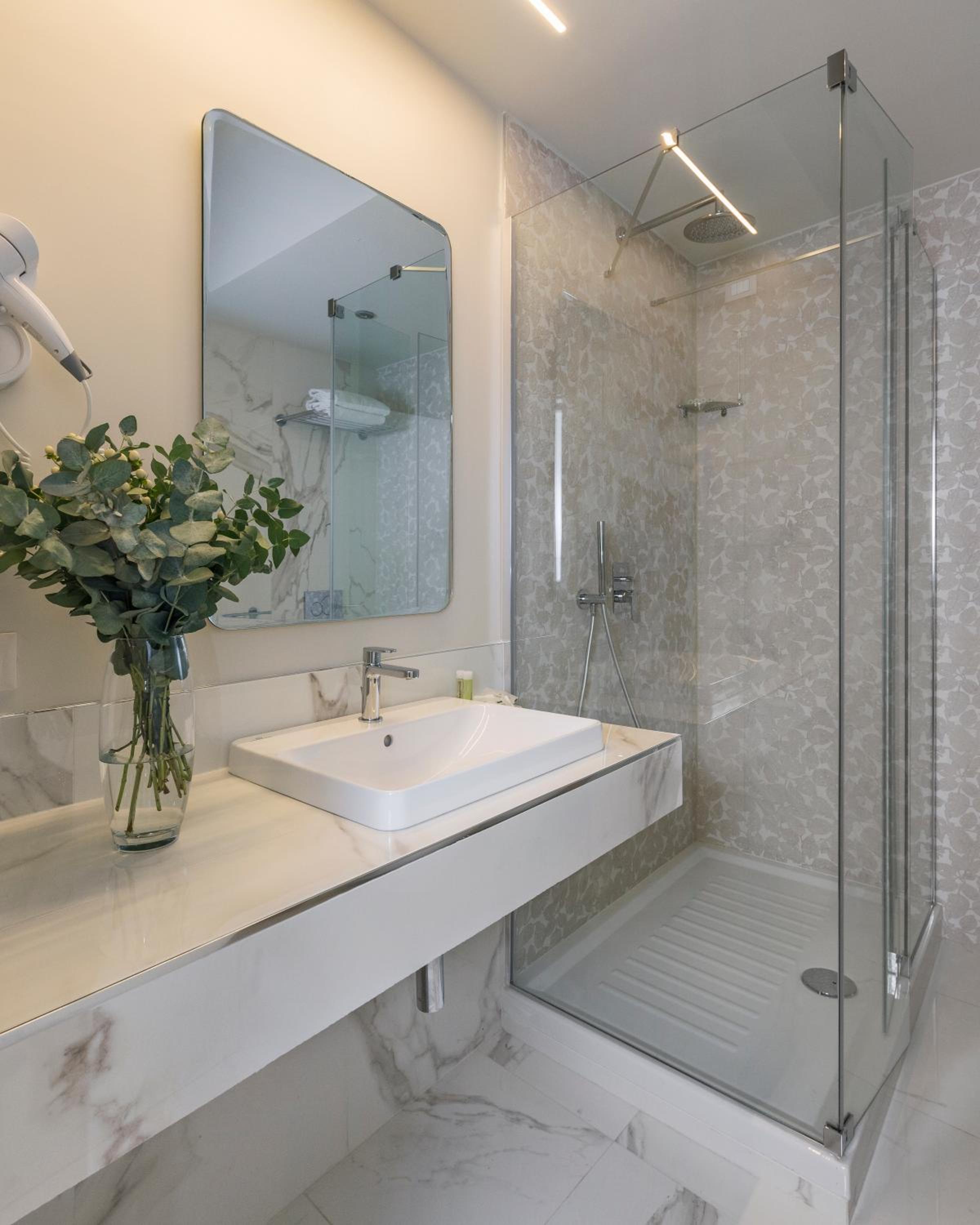 Cavour Suites Guest House