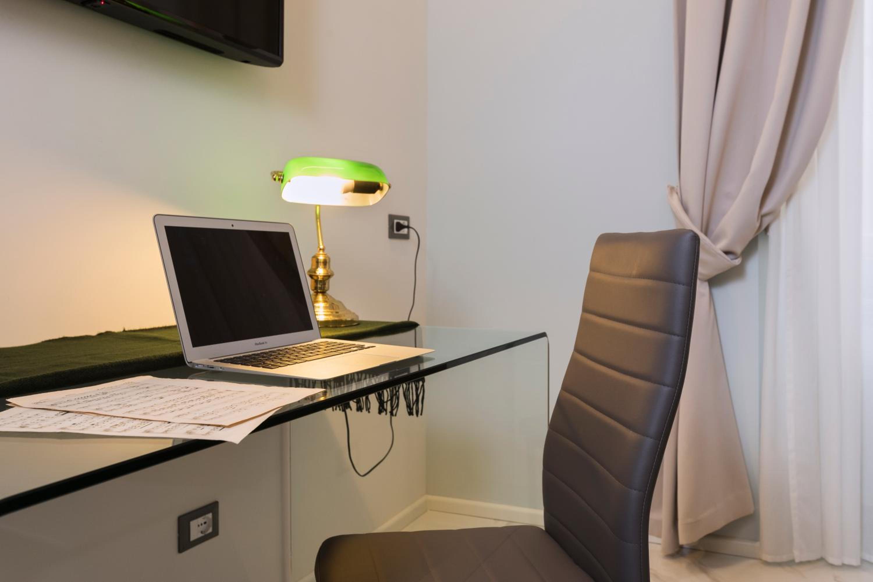 Cavour Suites Guest House