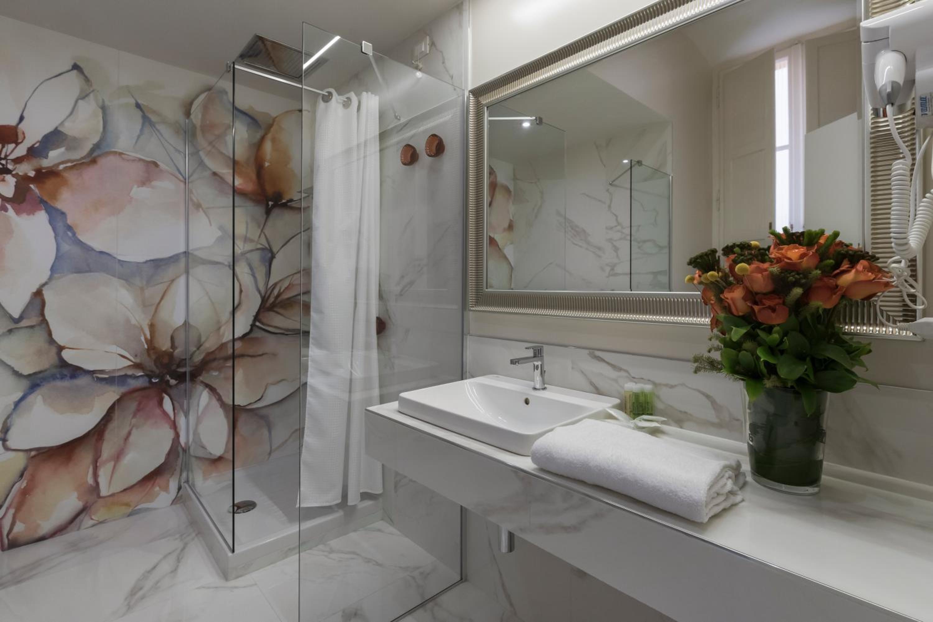 Cavour Suites Guest House