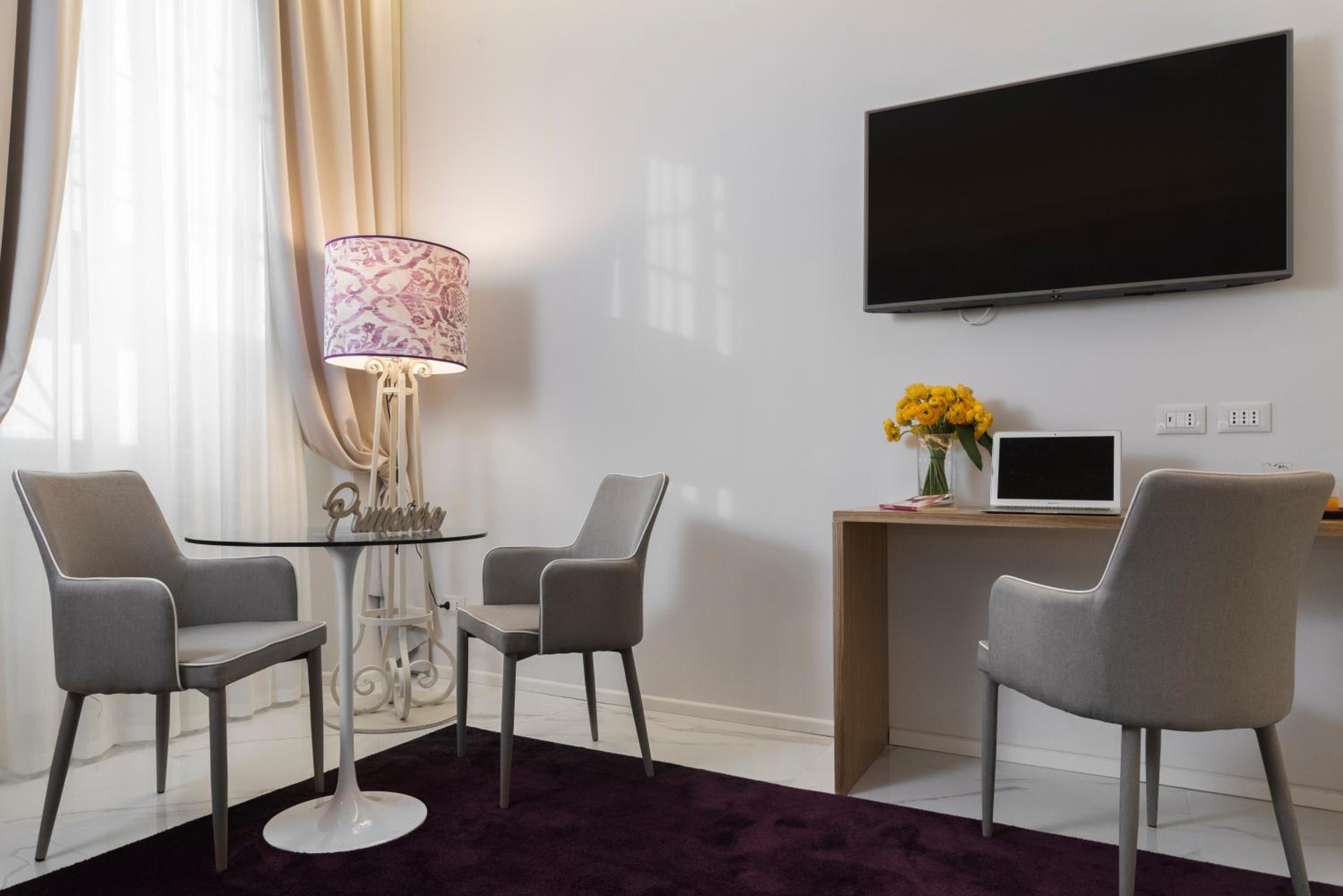 Cavour Suites Guest House