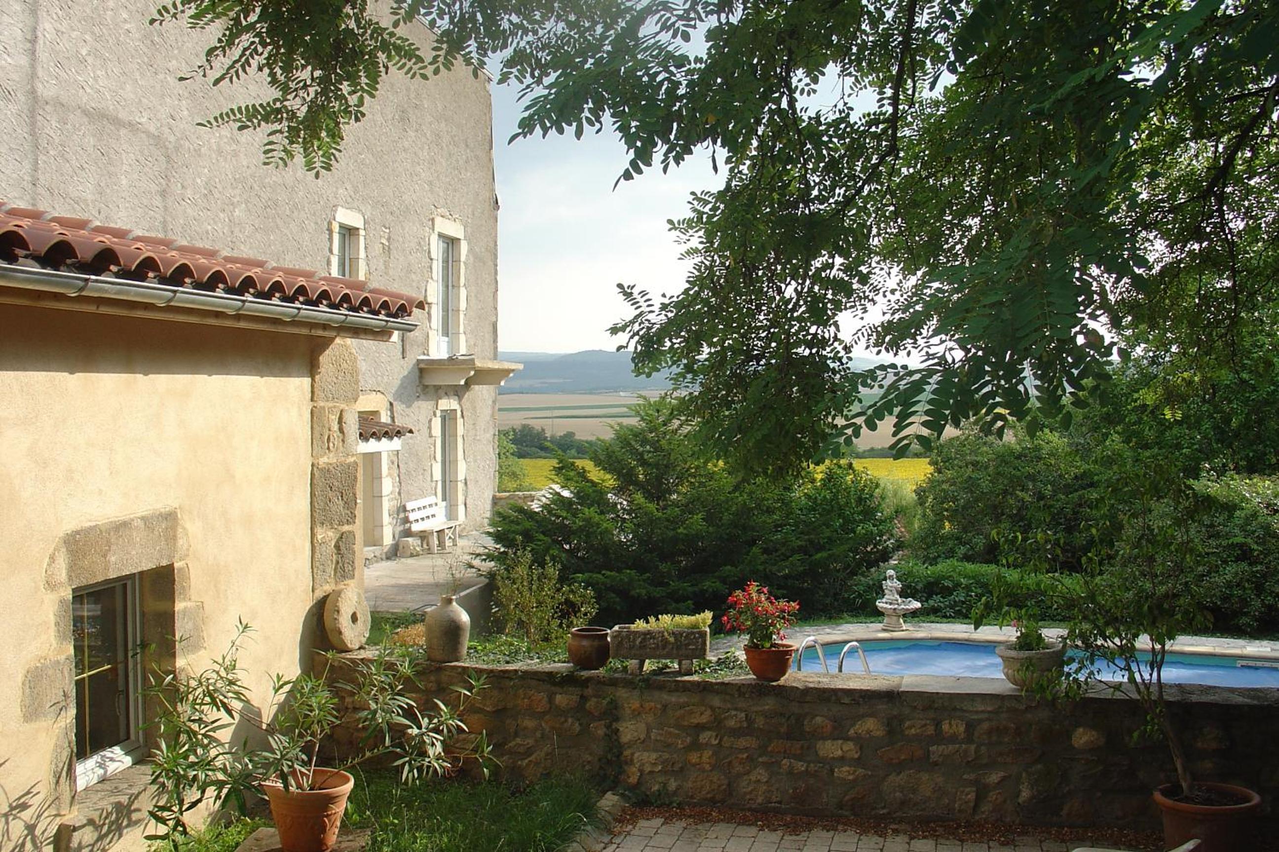 Photo 14