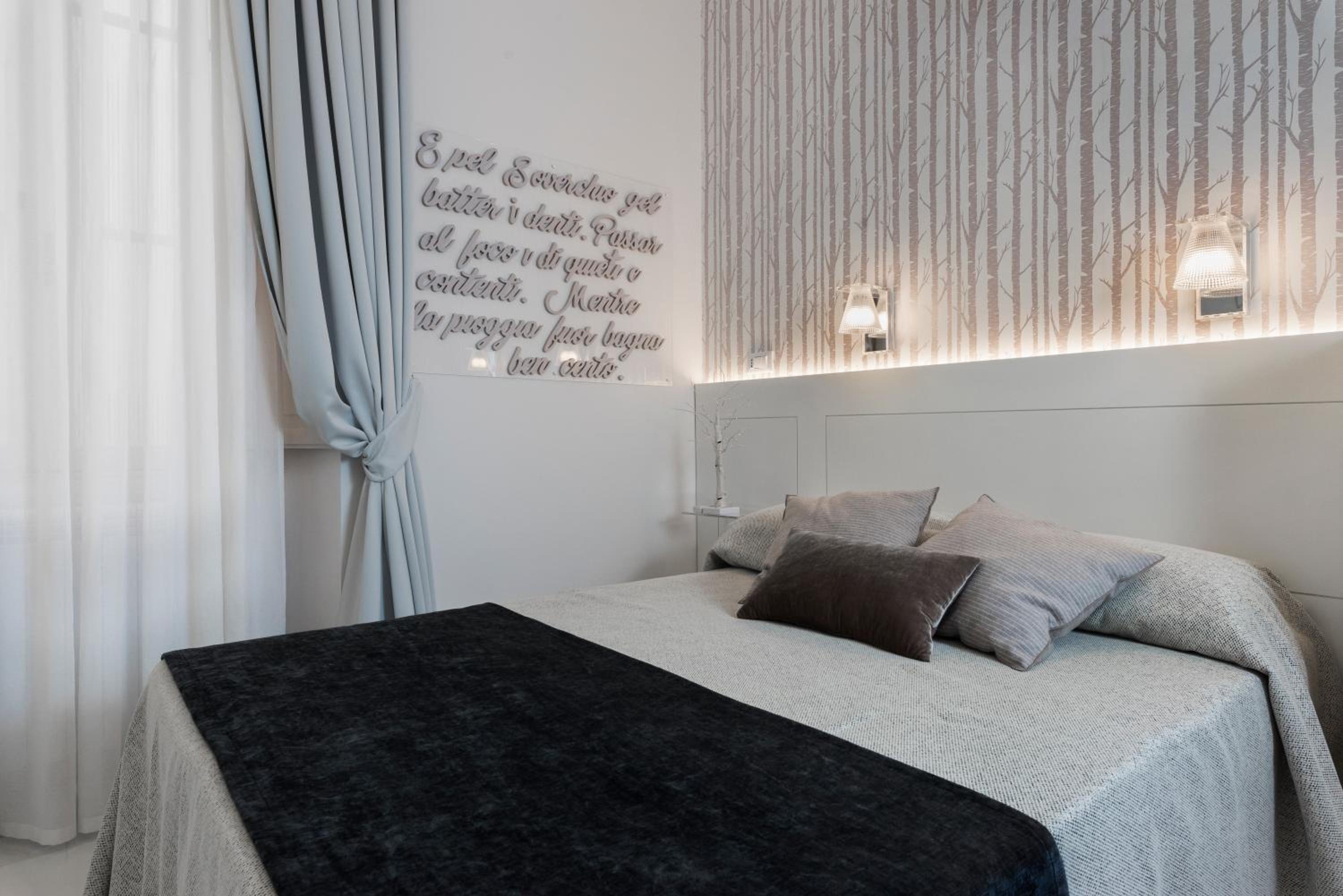 Cavour Suites Guest House