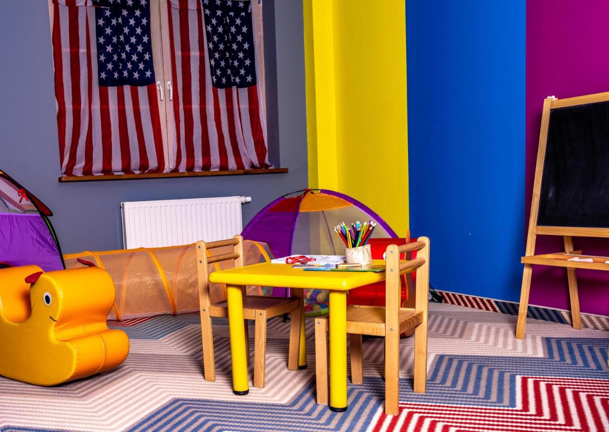 children's play area