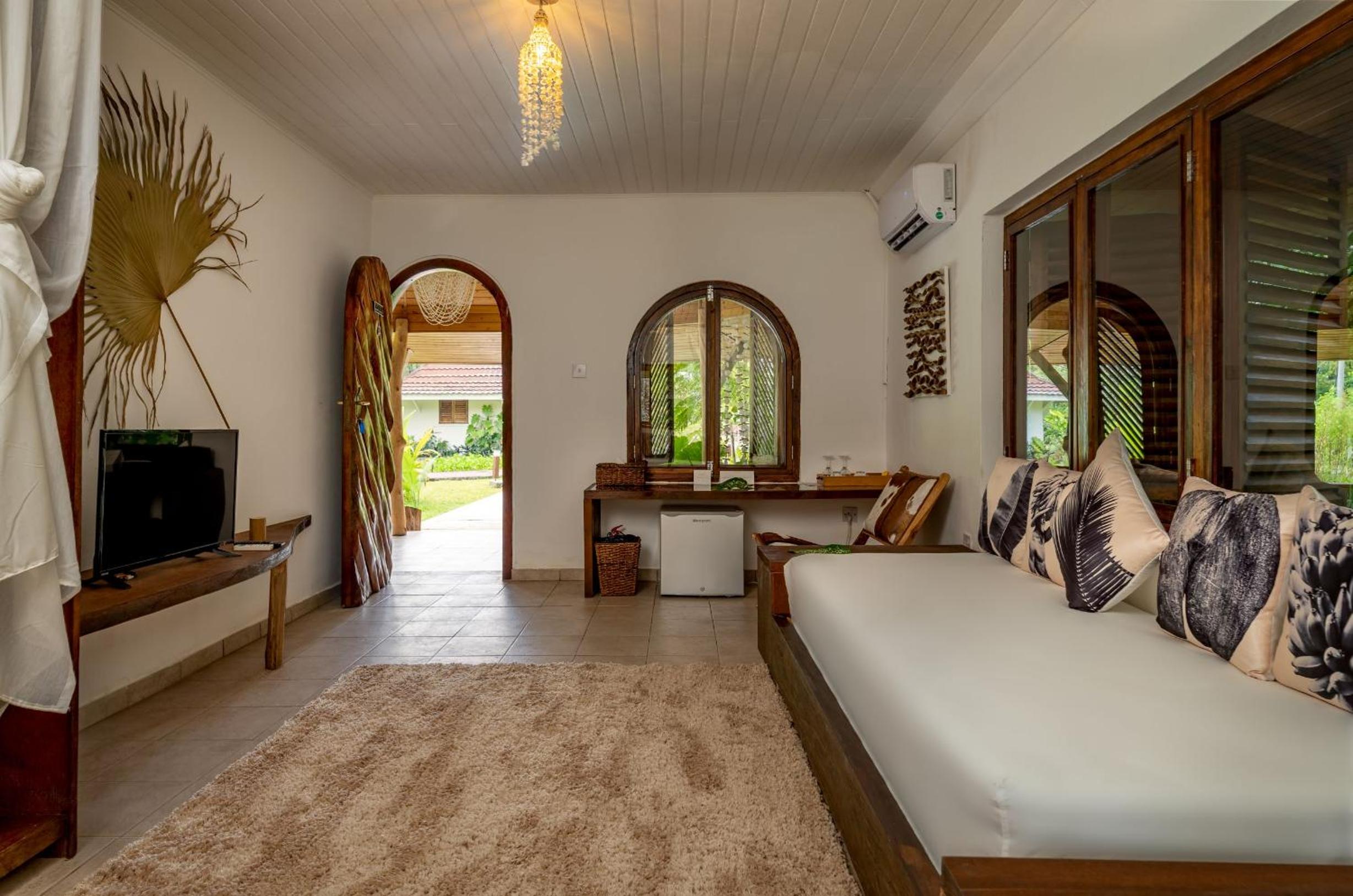 Bliss Hotel Praslin