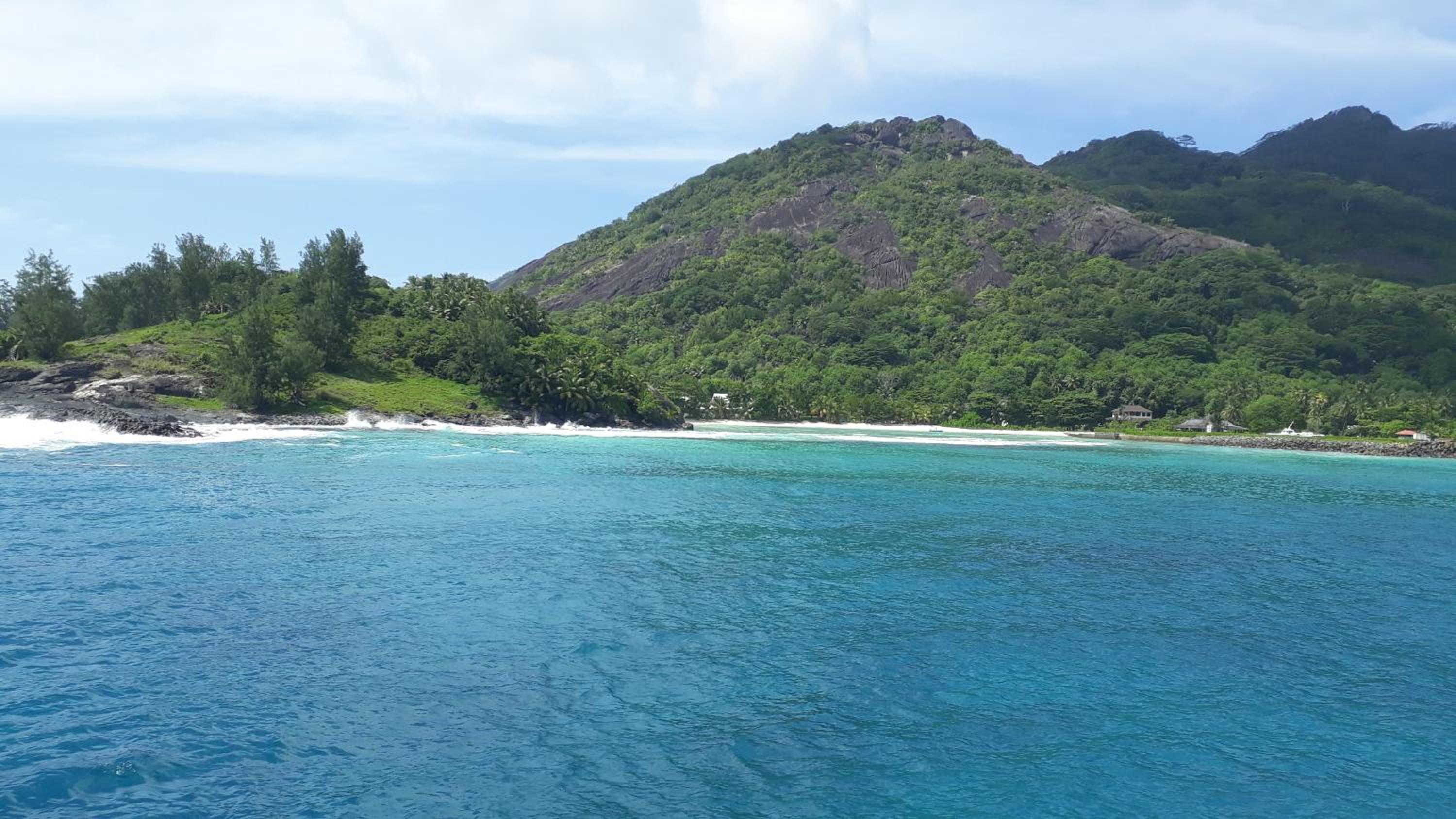 Eden Island luxury apartment sea view