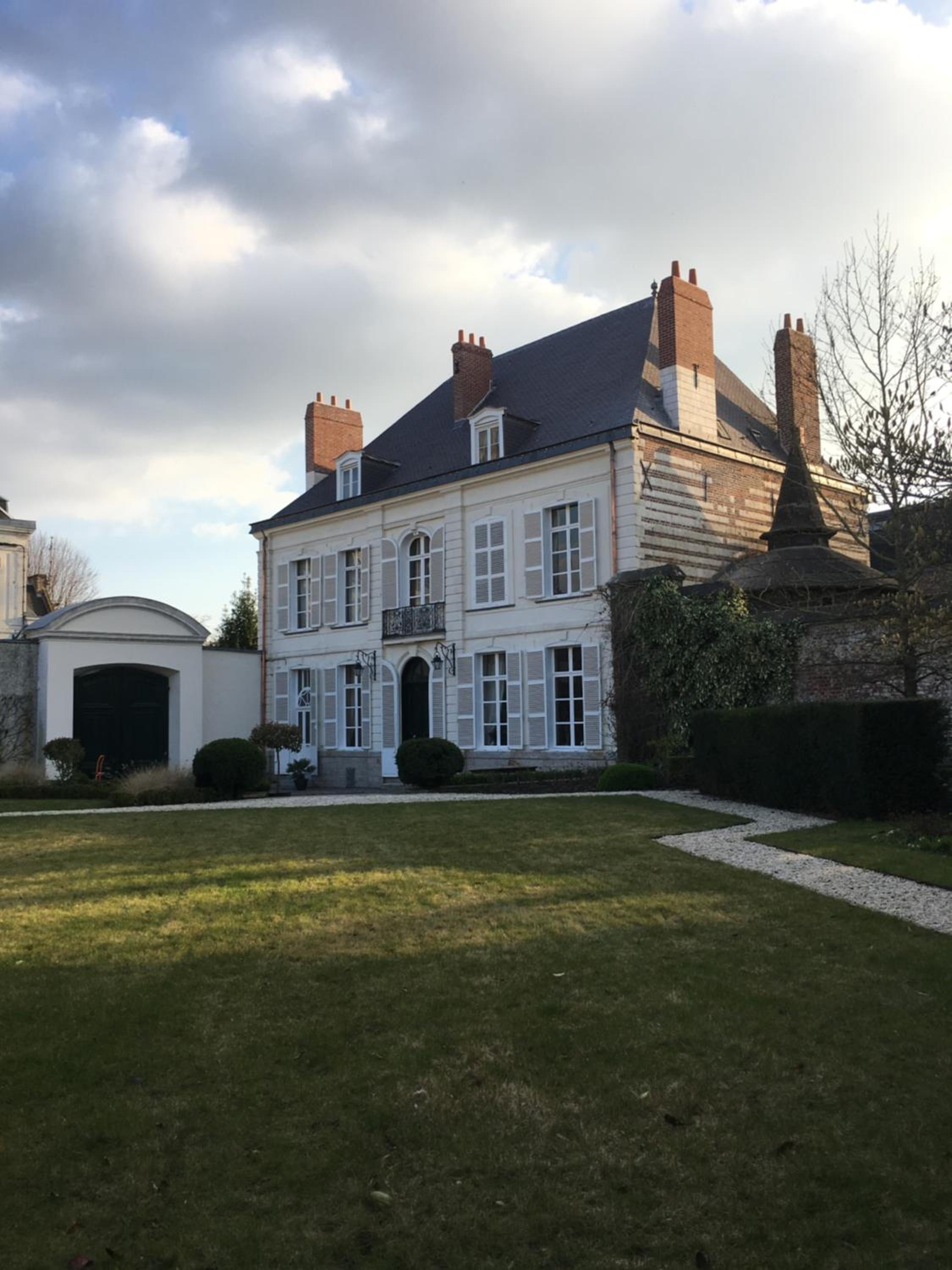 Entre Cour et Jardin view 3