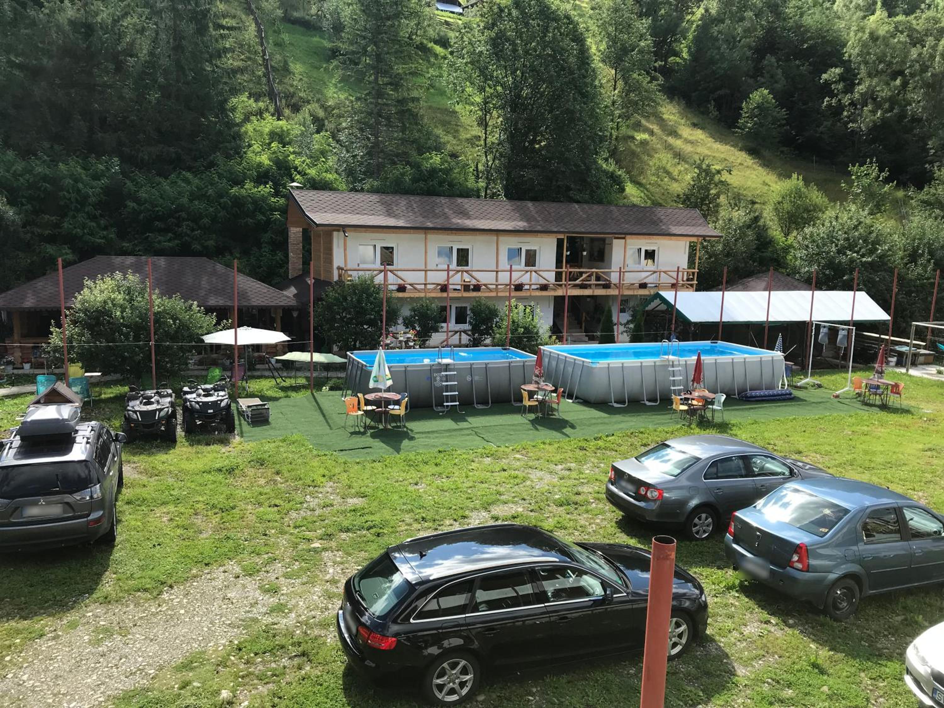 Pensiunea Serbeca view 3
