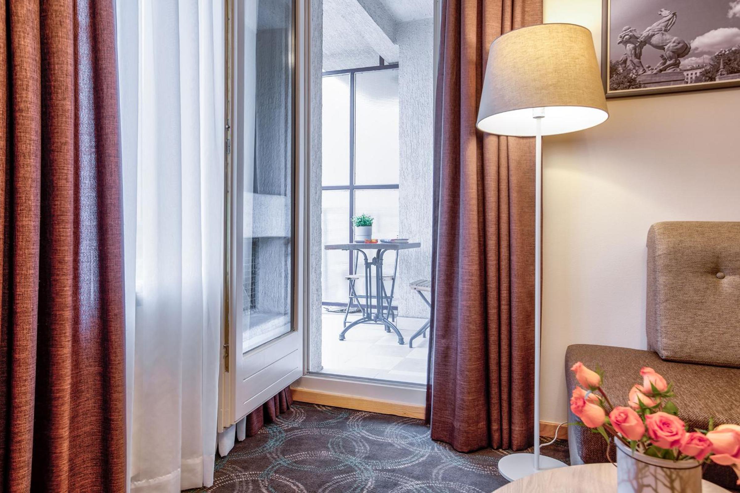 Booking Apartments