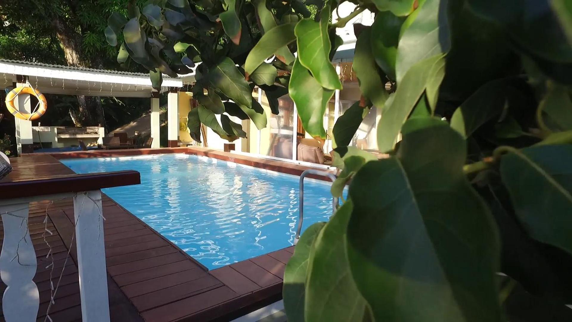 Sea View Lodge