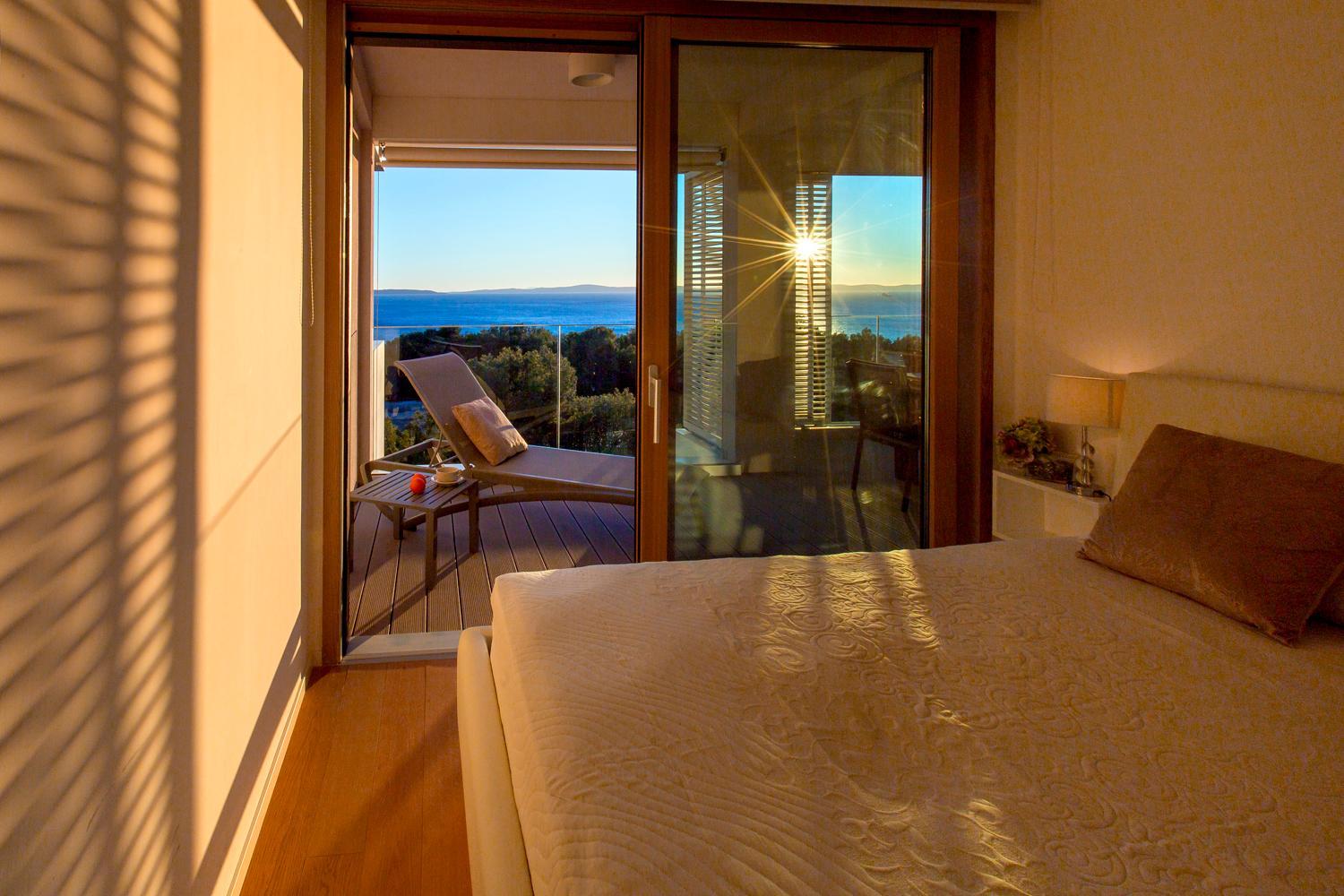 Bel Etage Amora Luxury Seaview Apartment with pool view 2