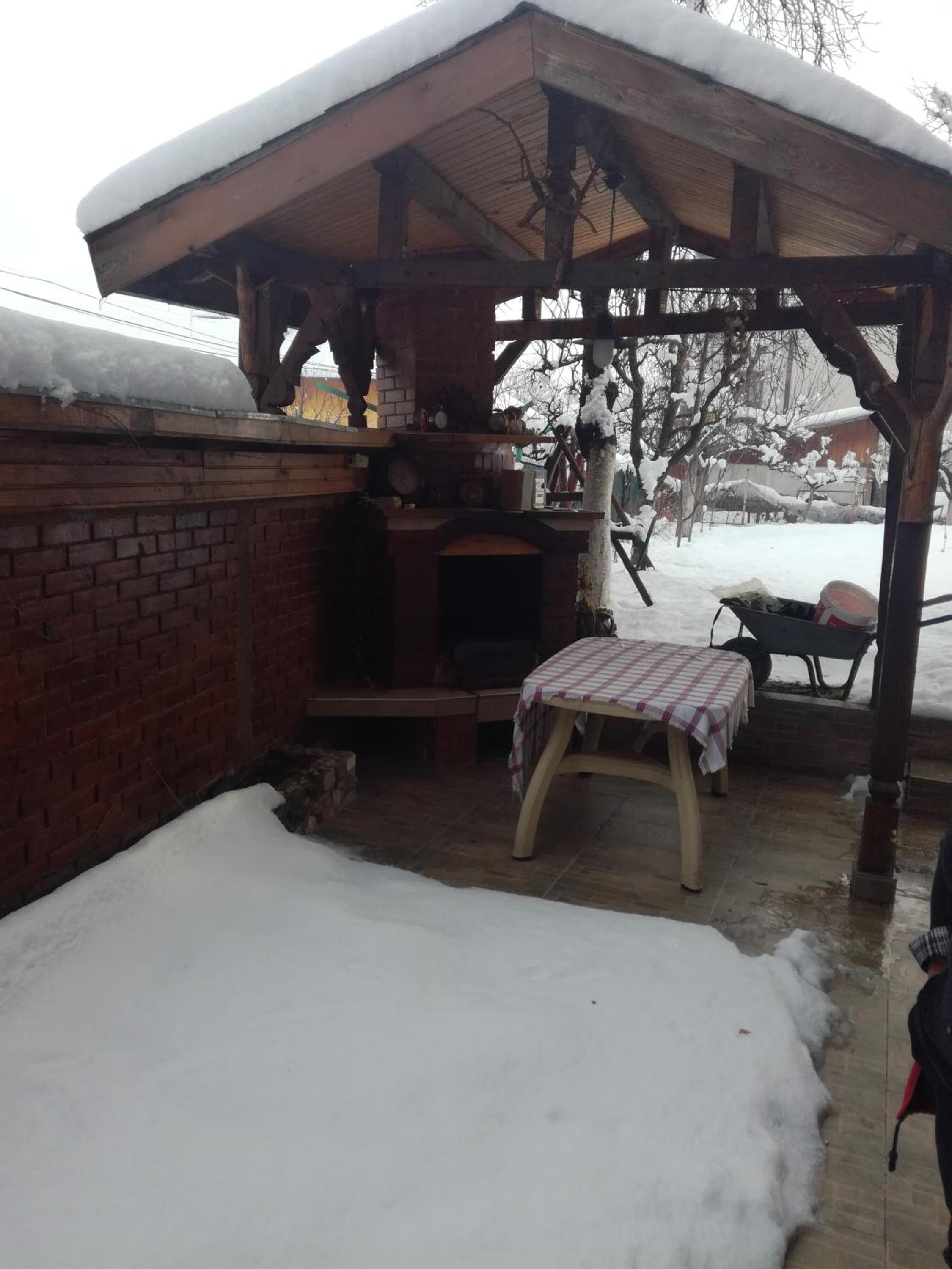 Topuzovi Guest House