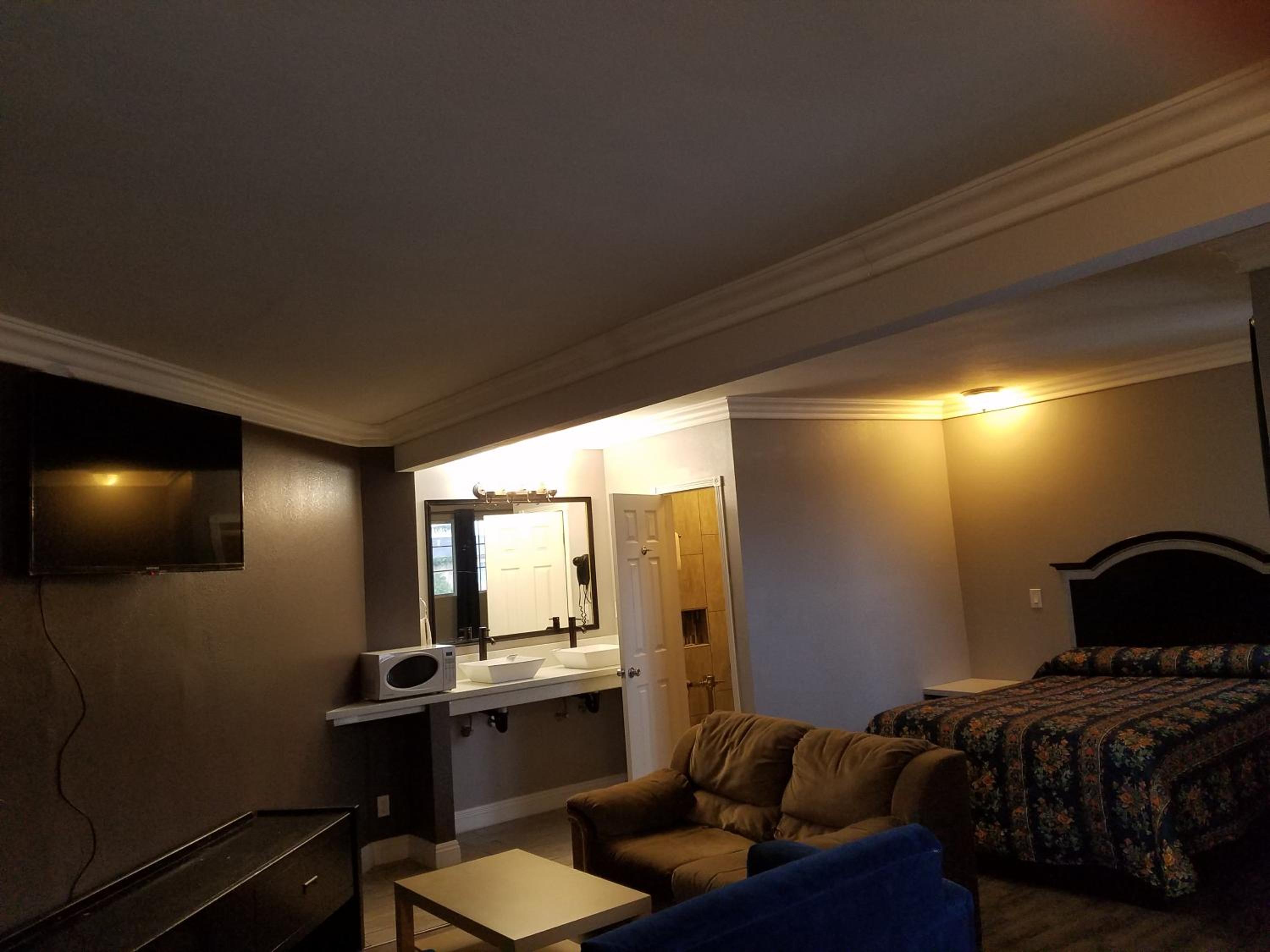 Flight Motel