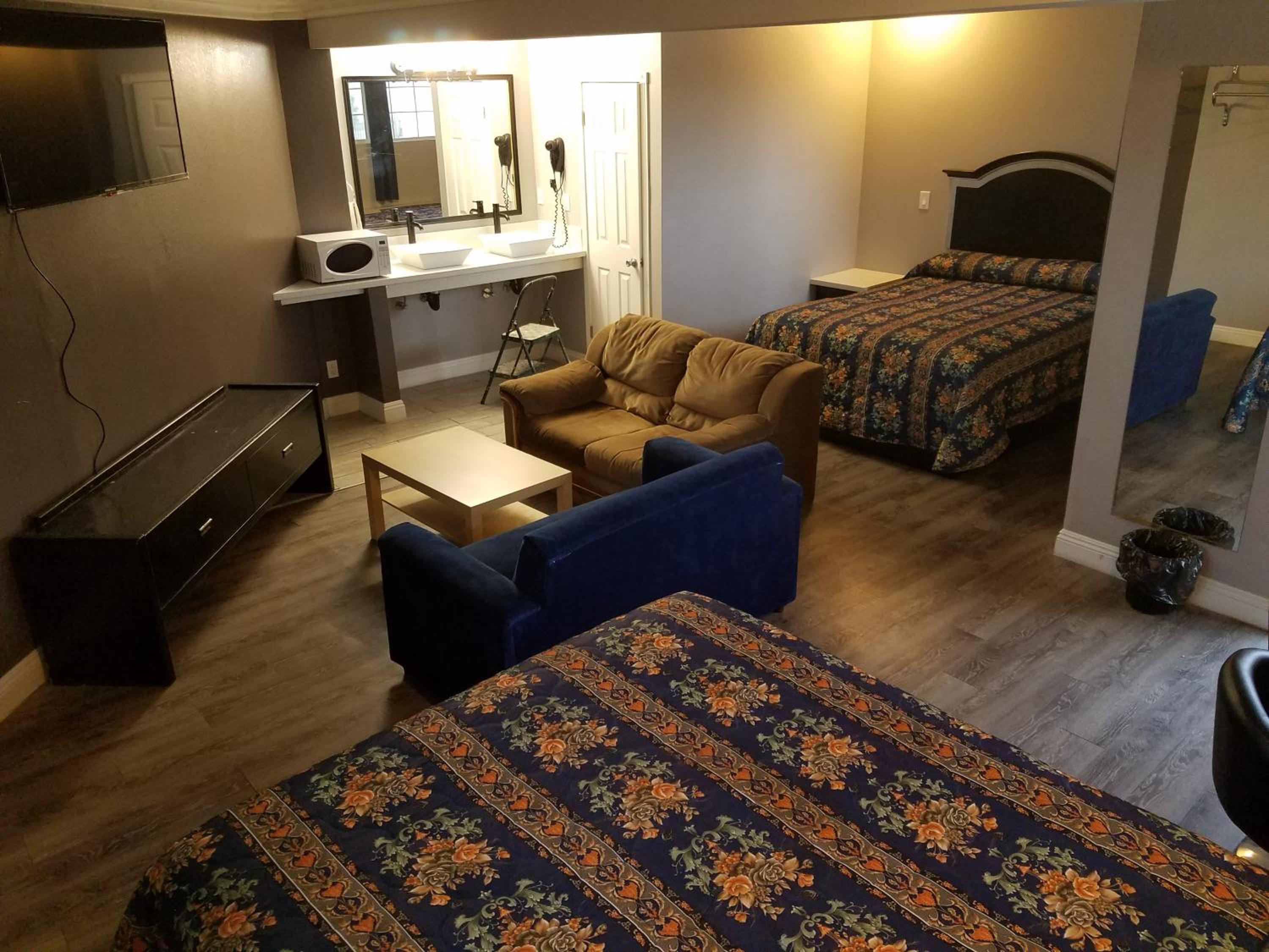 Flight Motel