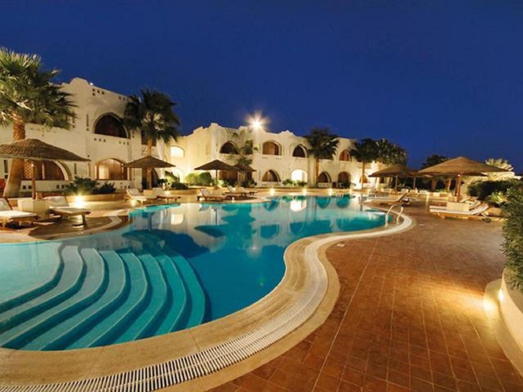 Coral Bay Prestige Apartment view 2