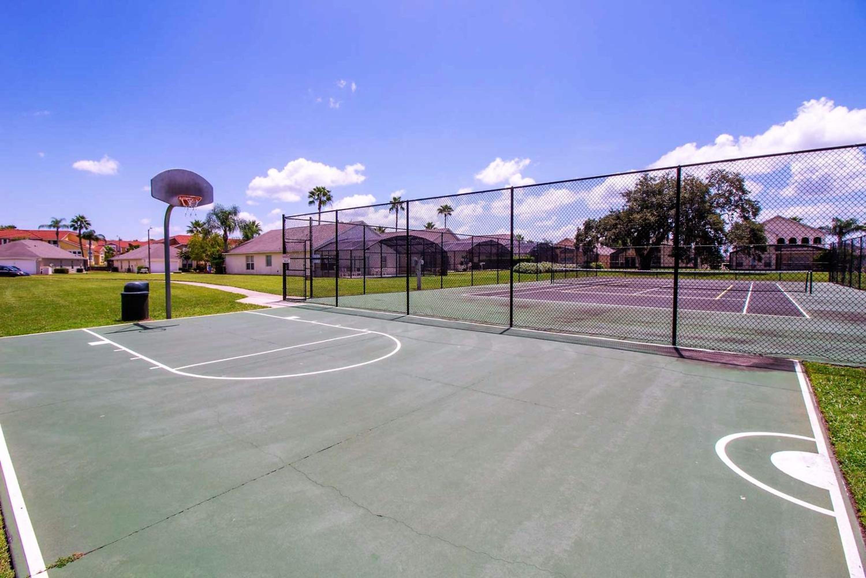Spacious Villa with Private Pool - No Carpet - Disney Area view 5