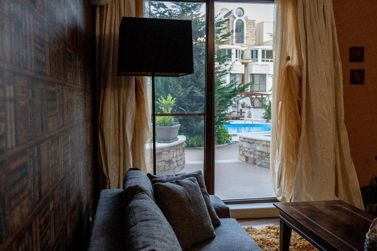 Tenerra Lux Apartment