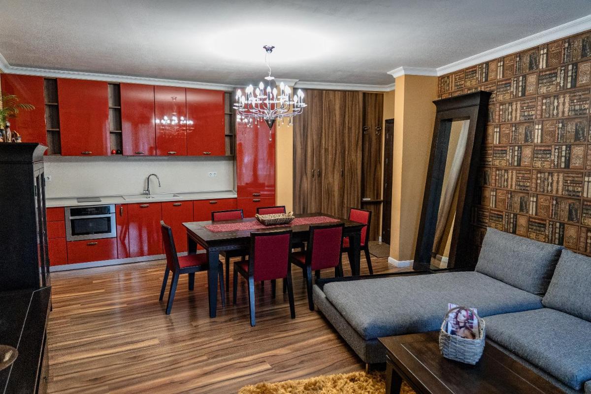 Tenerra Lux Apartment
