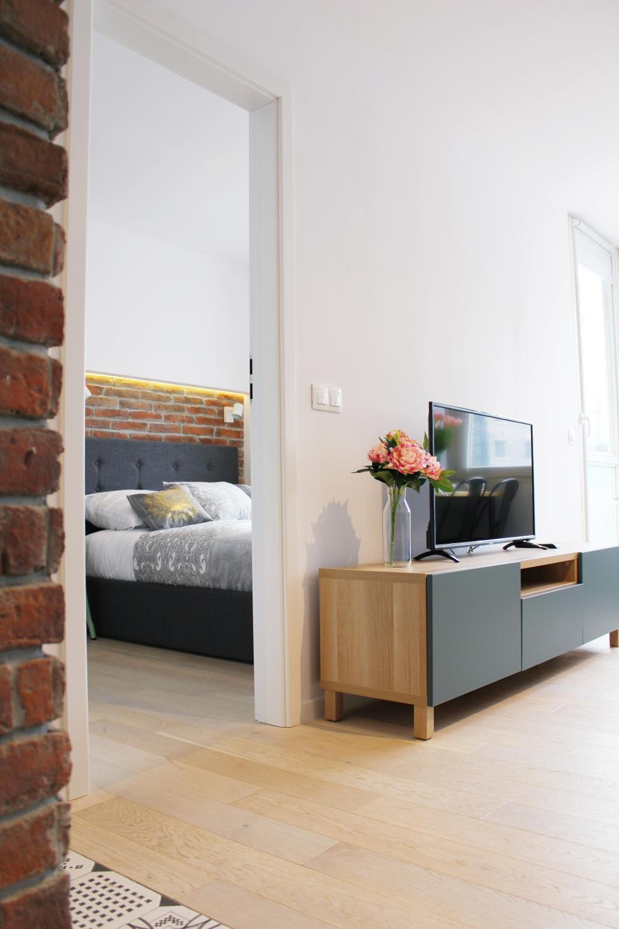 Comfy with great city view by Cooee Apartments view 3