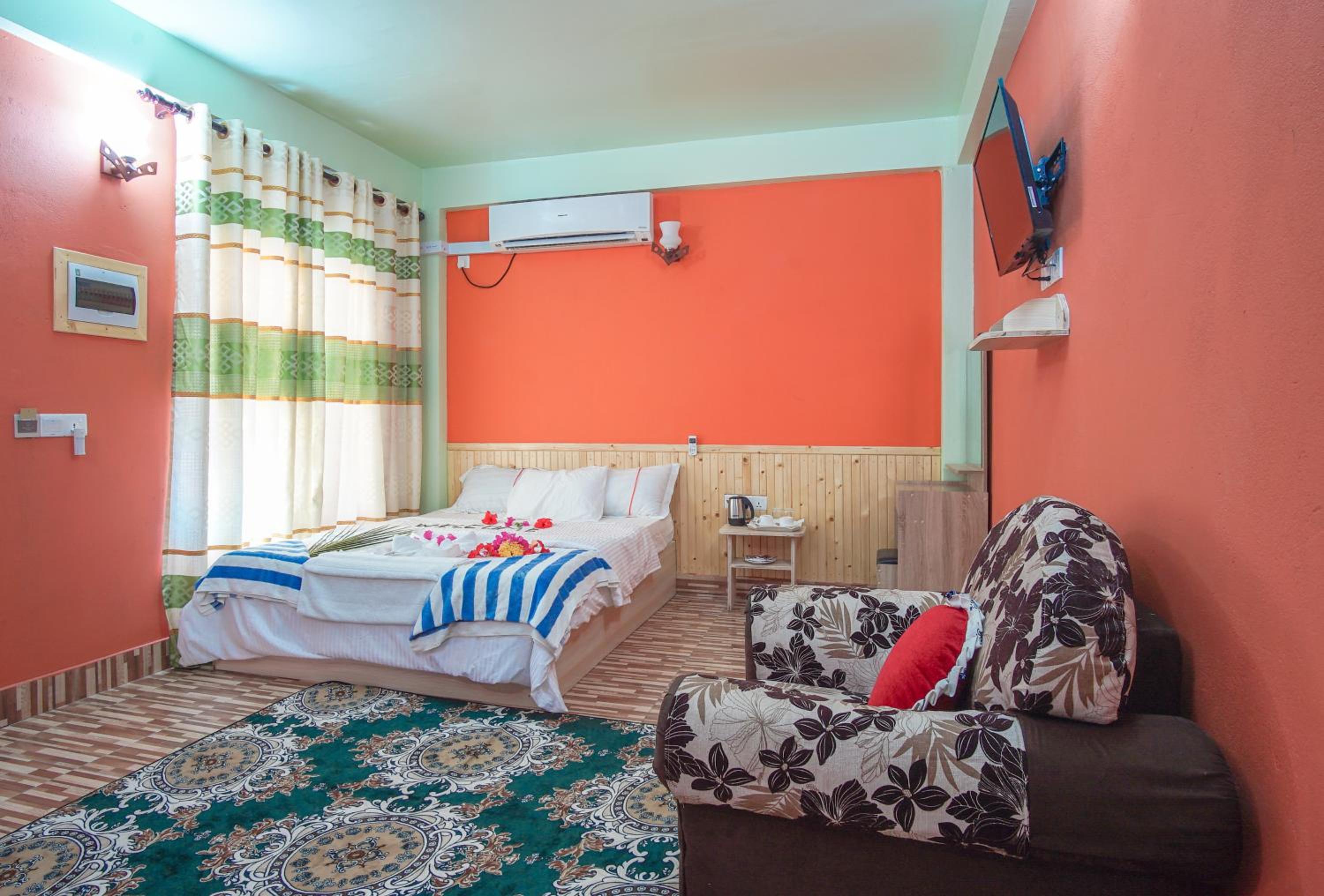 Olhumathi View Inn