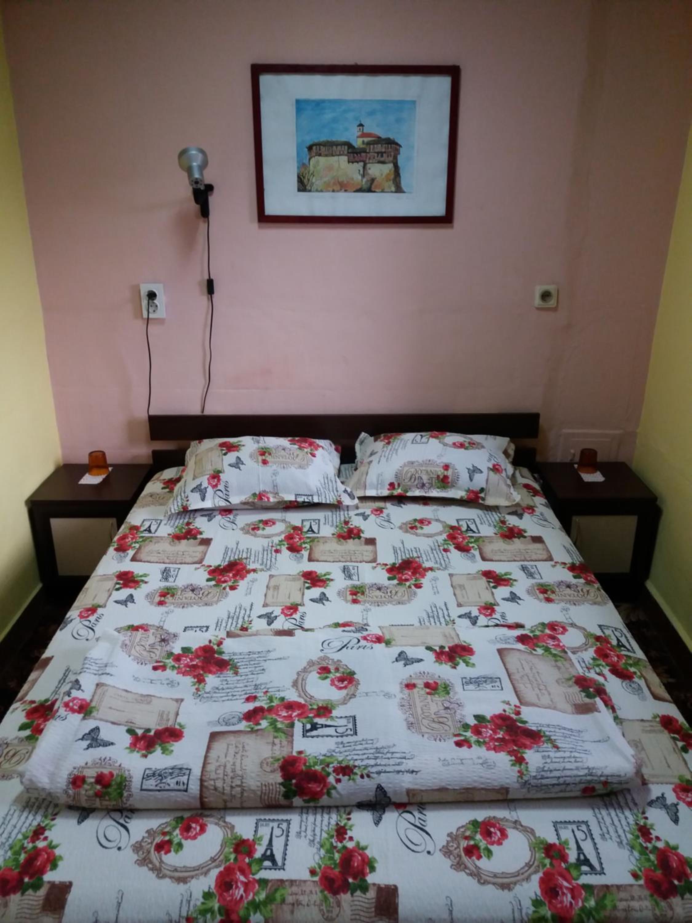 Стаи за гости ОРЕХА Троян Private rooms Oreha