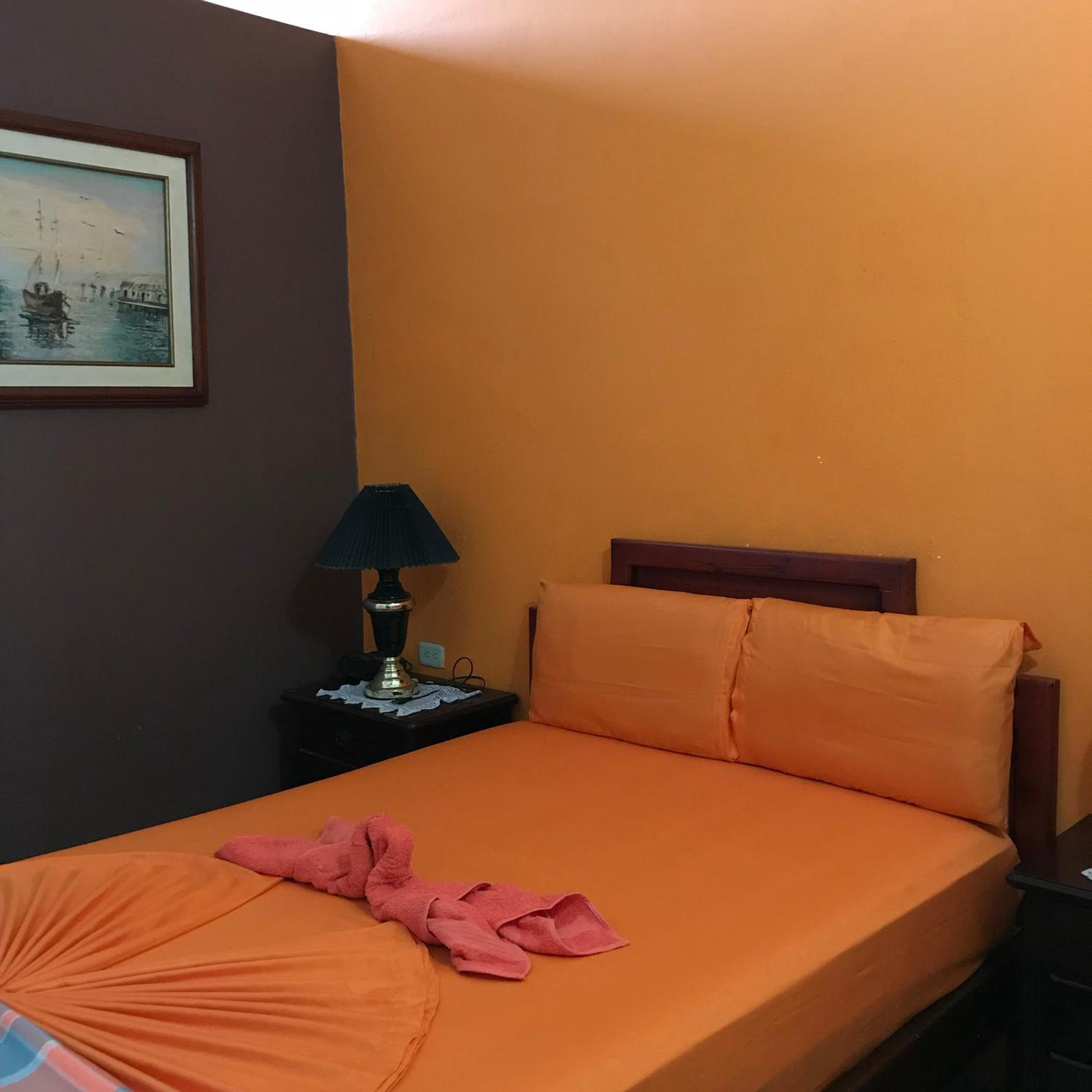Hostal Puerto Azul