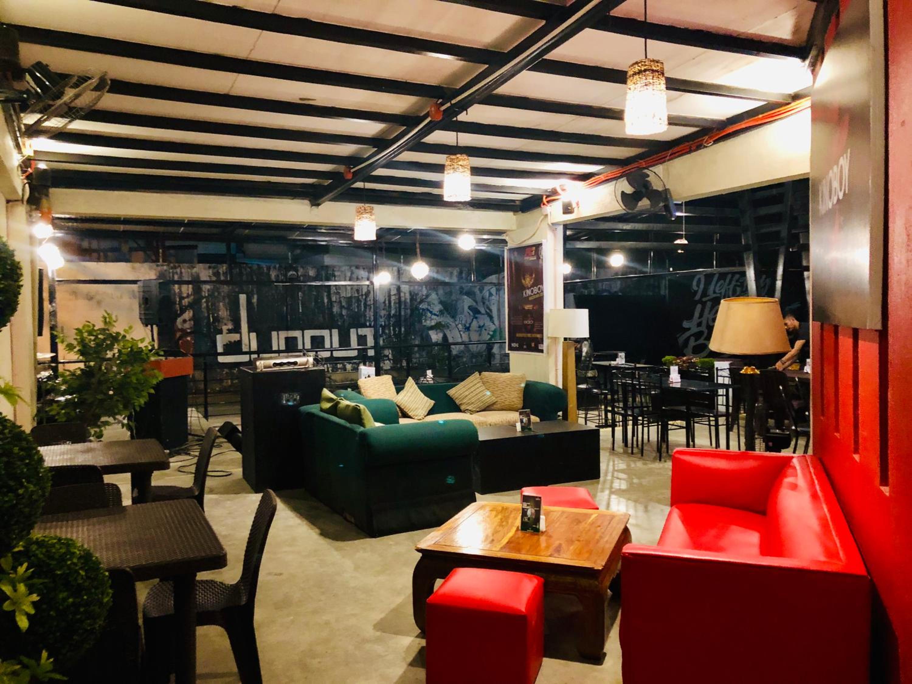 Hometown Hotel - Lacson Bacolod