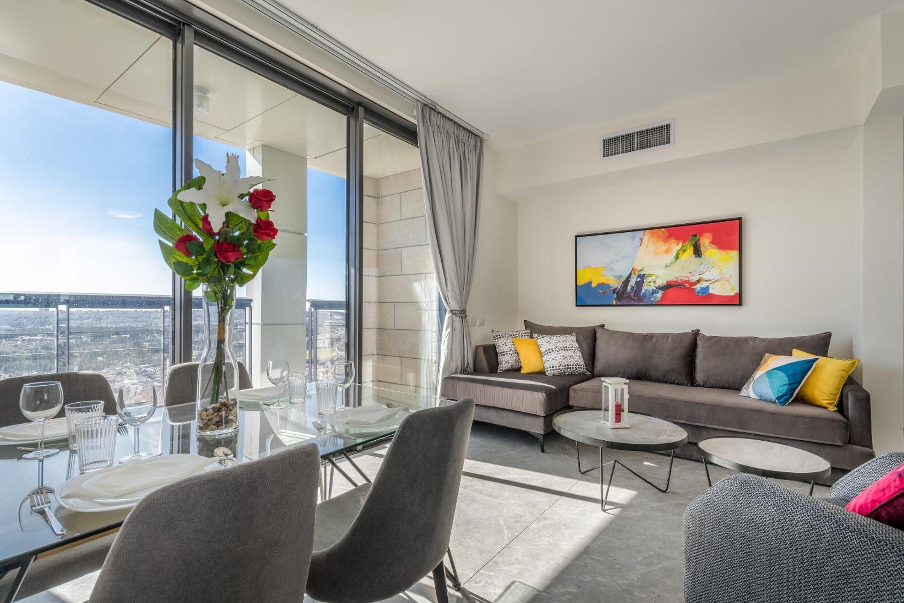 J Tower - Fantastic View - Top Location - Private parking view 5